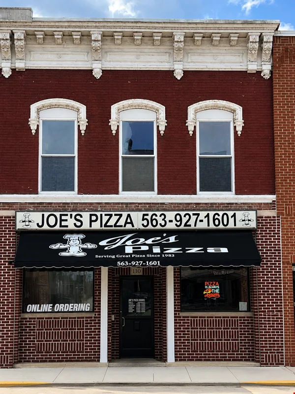 Joe's Pizza — Sale in Manchester, IA, photo 7 of 8