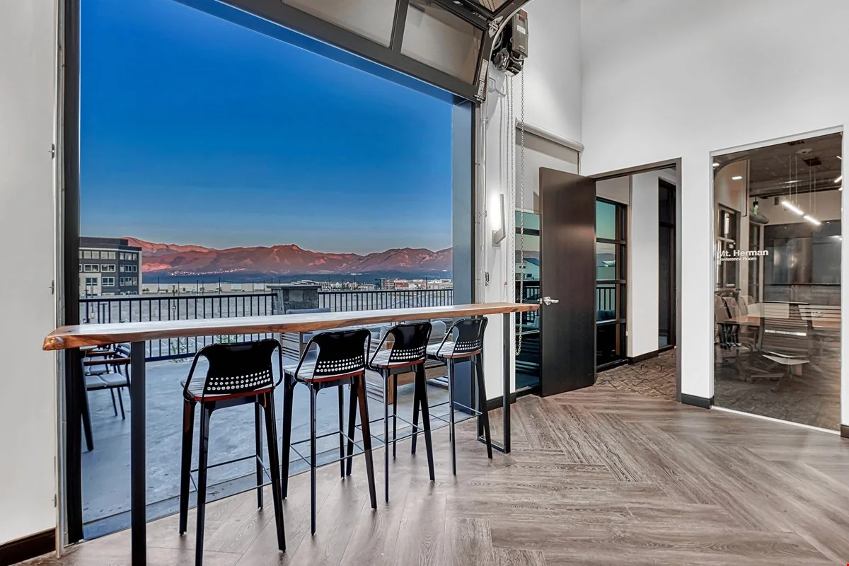 Victory Ridge — Lease in Colorado Springs, CO, photo 1 of 8
