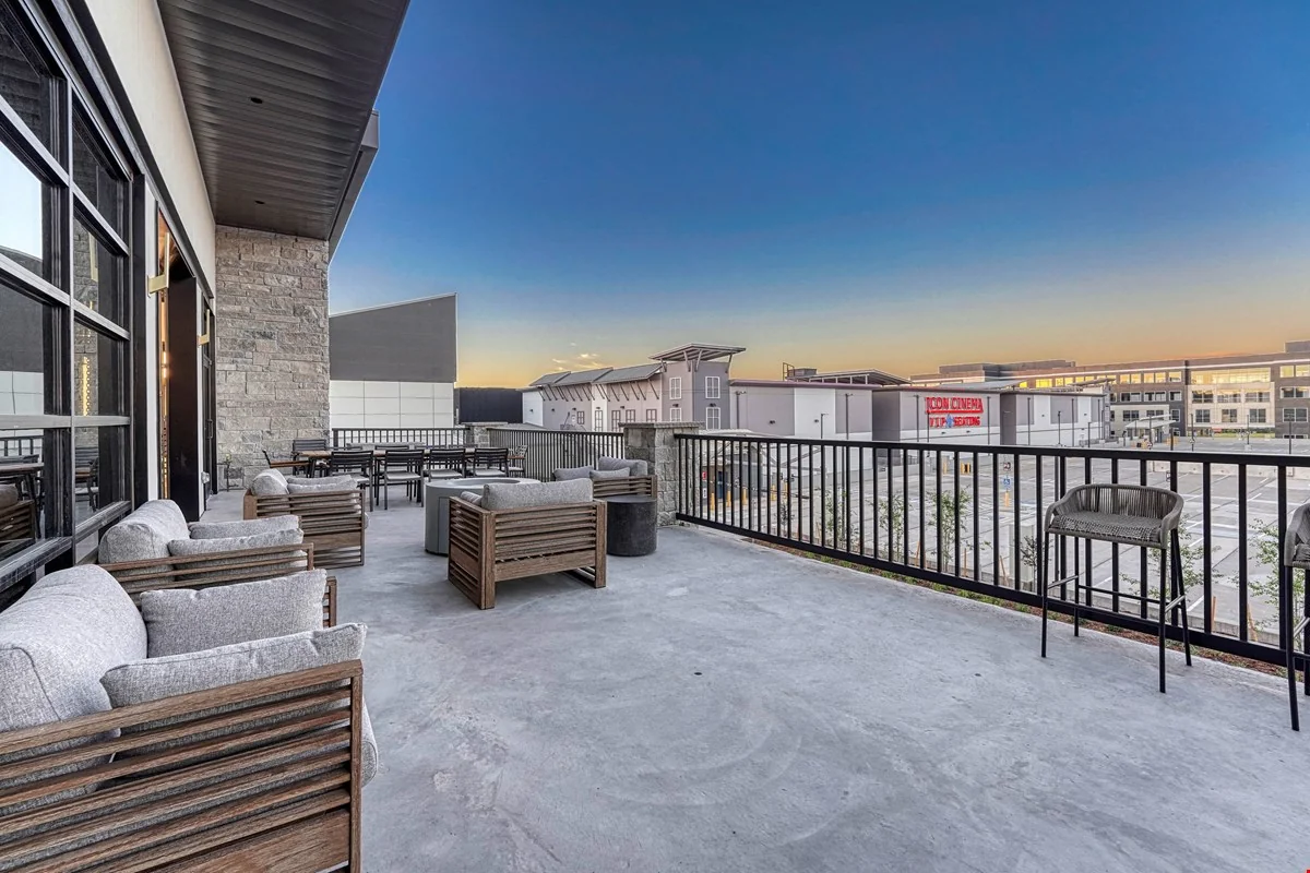 Victory Ridge — Lease in Colorado Springs, CO, photo 5 of 8
