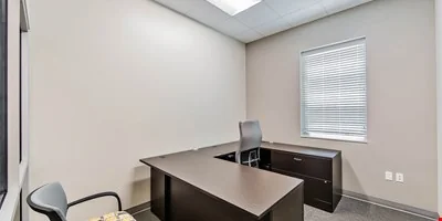 Purpose-Built Corporate Operations & Business… — Sale in Houma, LA, photo 5 of 8
