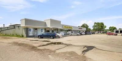 692 Theodore St, Unit D, Joliet, IL 60435 — Lease in Joliet, IL, photo 1 of 8