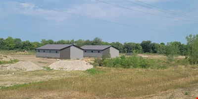 600-602 Industrial St — Lease in Saint Peter, MN, photo 7 of 8