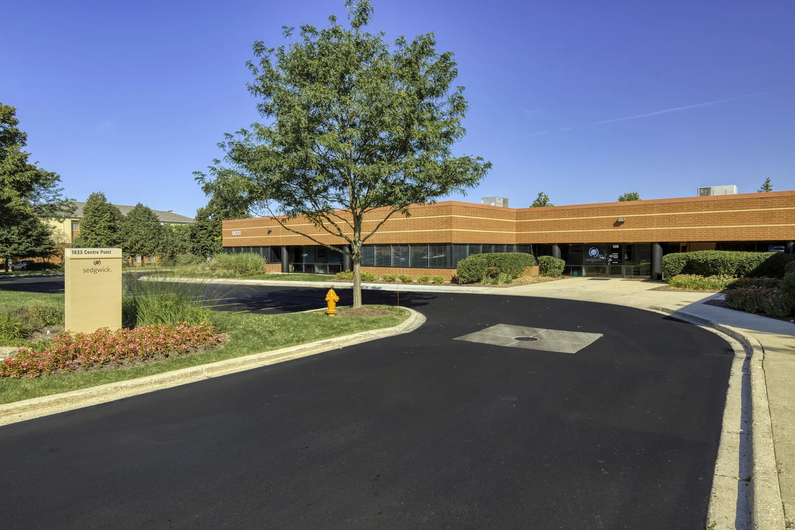 Centre Point Business Center — Sale in Naperville, IL, photo 1 of 3