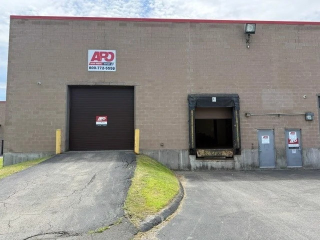 West Hartford Commerce Center — Lease in West Hartford, CT, photo 4 of 7