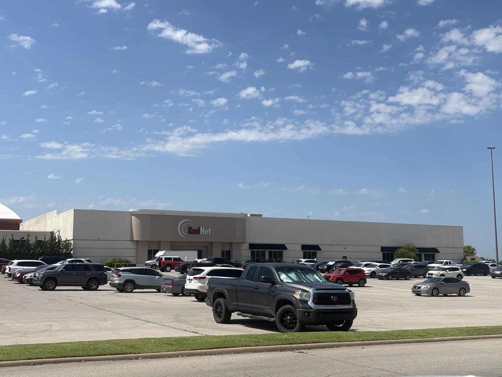 Office/Flex Building — Sale in Tulsa, OK, photo 3 of 4