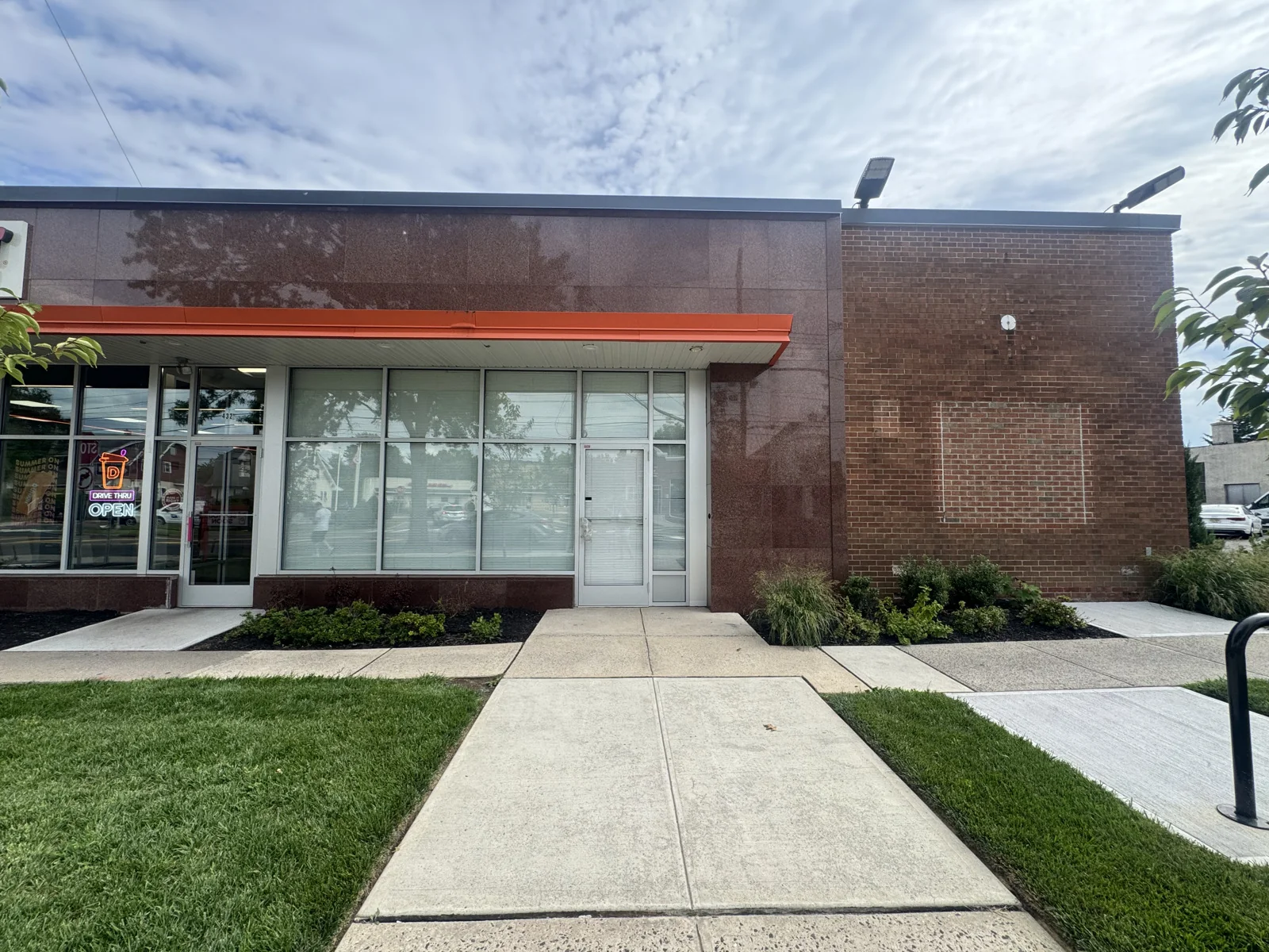 Retail in Bound Brook, NJ — Lease in Bound Brook, NJ, photo 1 of 2