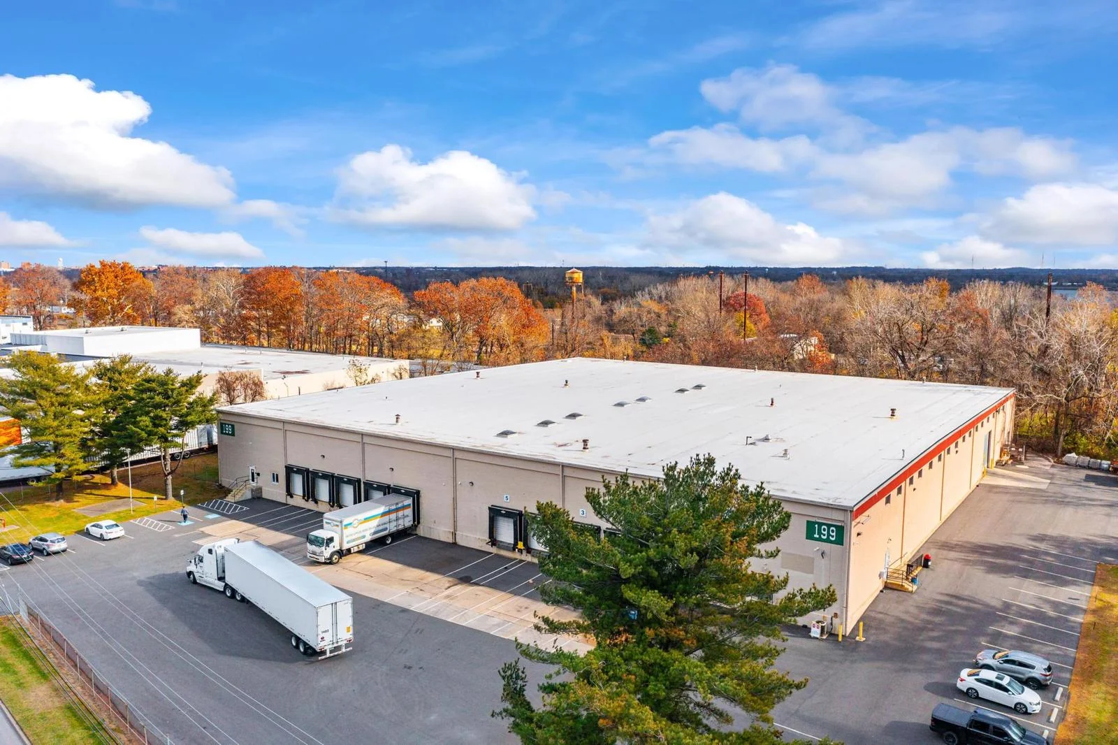 199 Canal Road — Lease in Fairless Hills, PA, photo 1 of 6