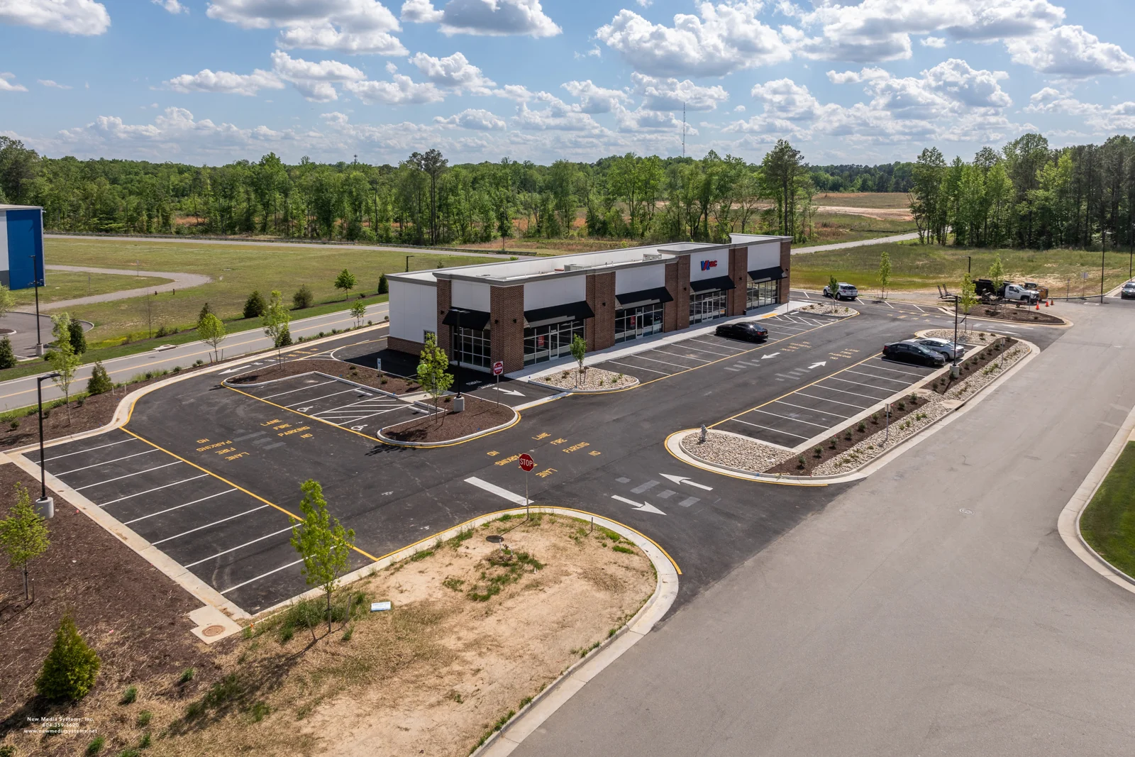 Retail in Mechanicsville, VA — Lease in Mechanicsville, VA, photo 2 of 5