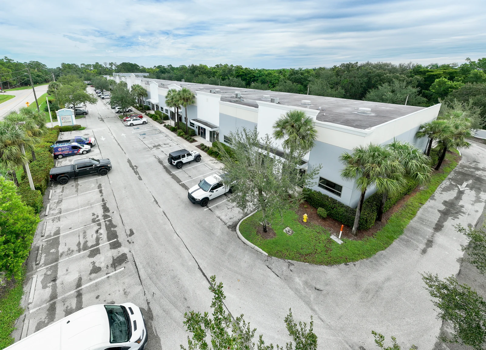 Country Lakes Business Center — Lease in Fort Myers, FL, photo 4 of 5