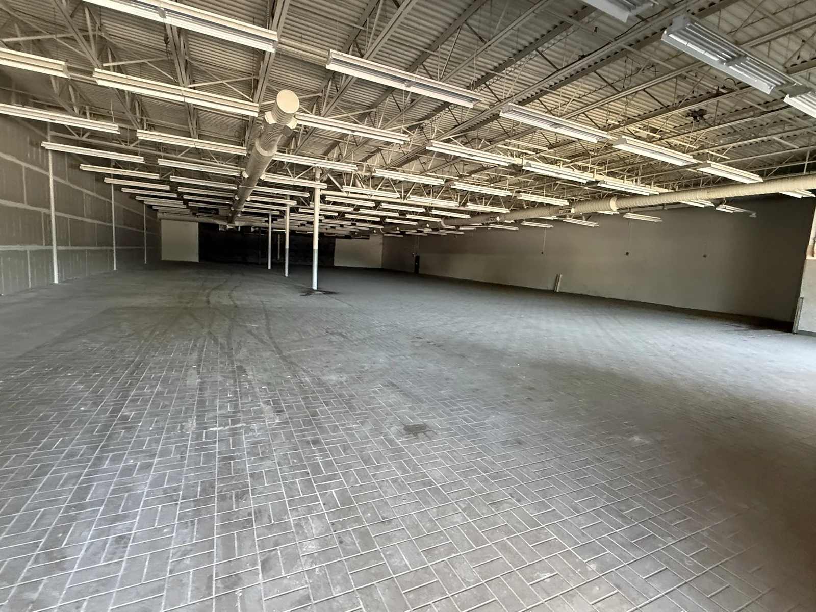 Junior Anchor Opportunity at Ashtabula Commons — Lease in Ashtabula, OH, photo 3 of 6