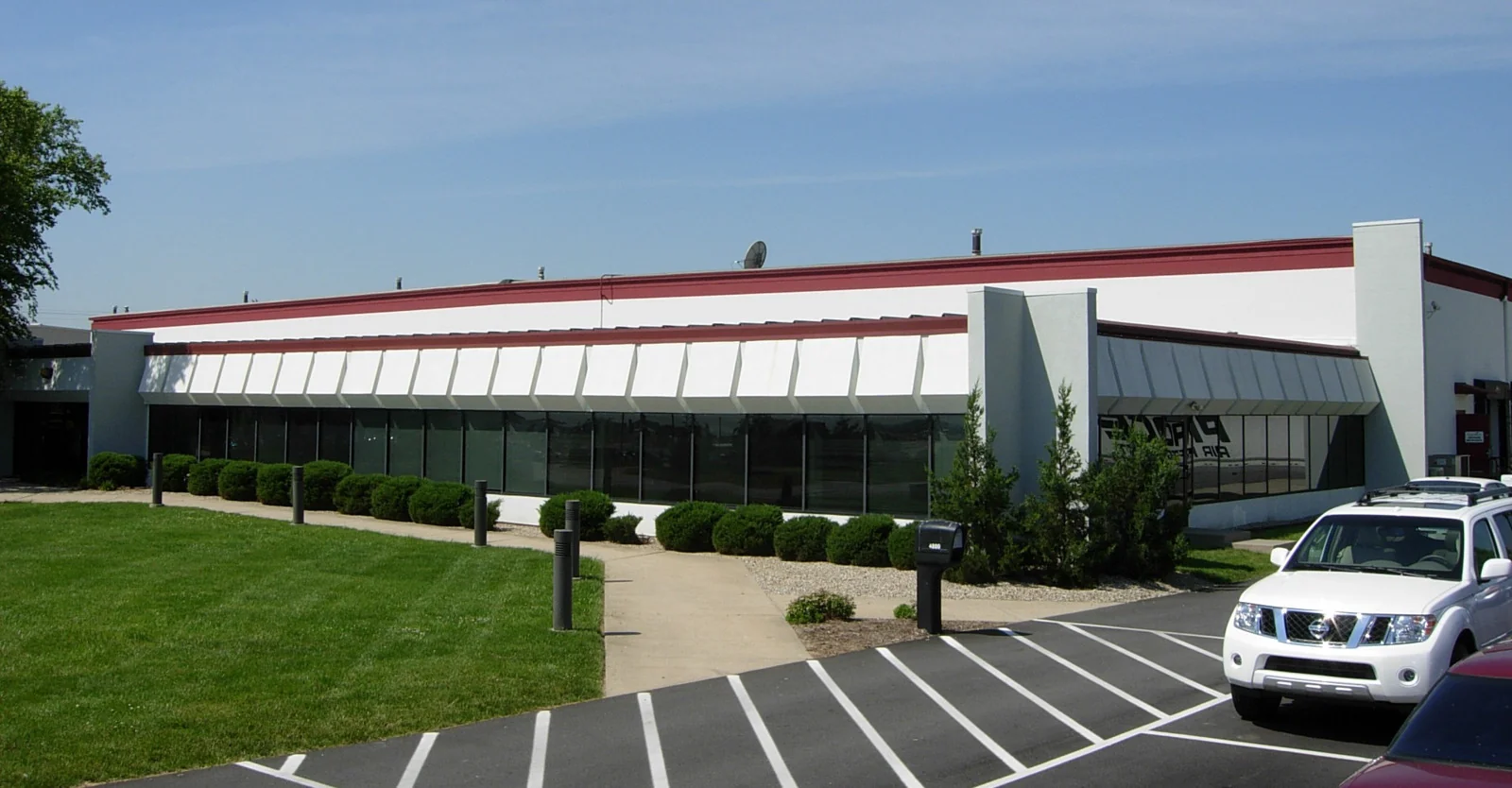 Industrial in Louisville, KY — Lease in Louisville, KY, photo 1 of 2