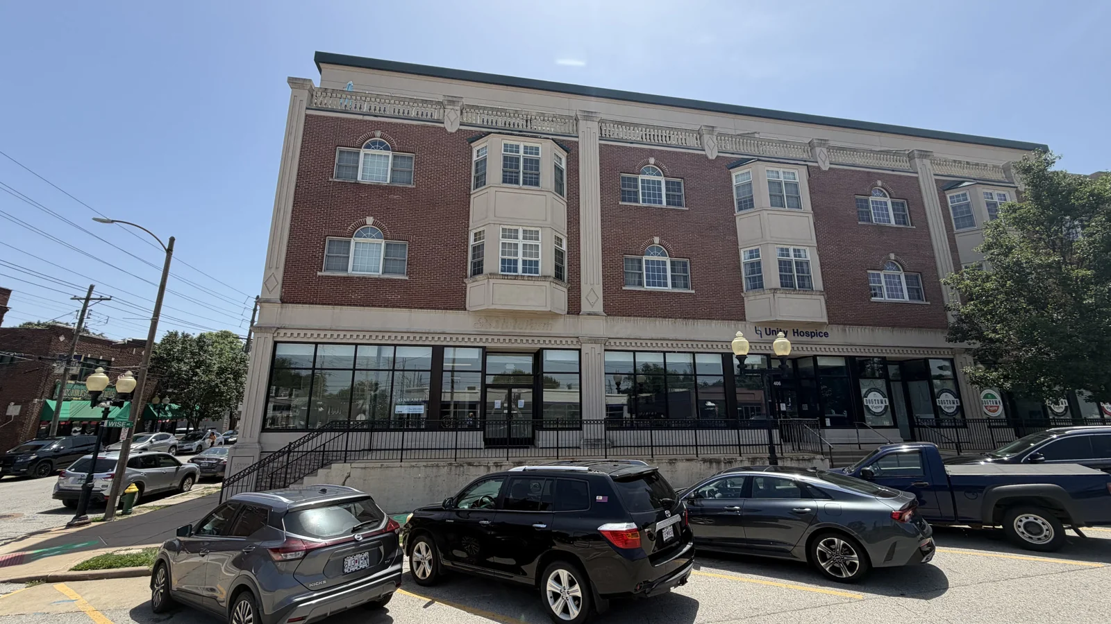 Retail in St. Louis, MO — Lease in St. Louis, MO, photo 1 of 1