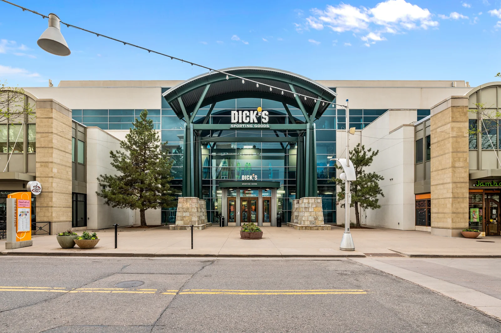 Office in Lakewood, CO — Lease in Lakewood, CO, photo 6 of 8