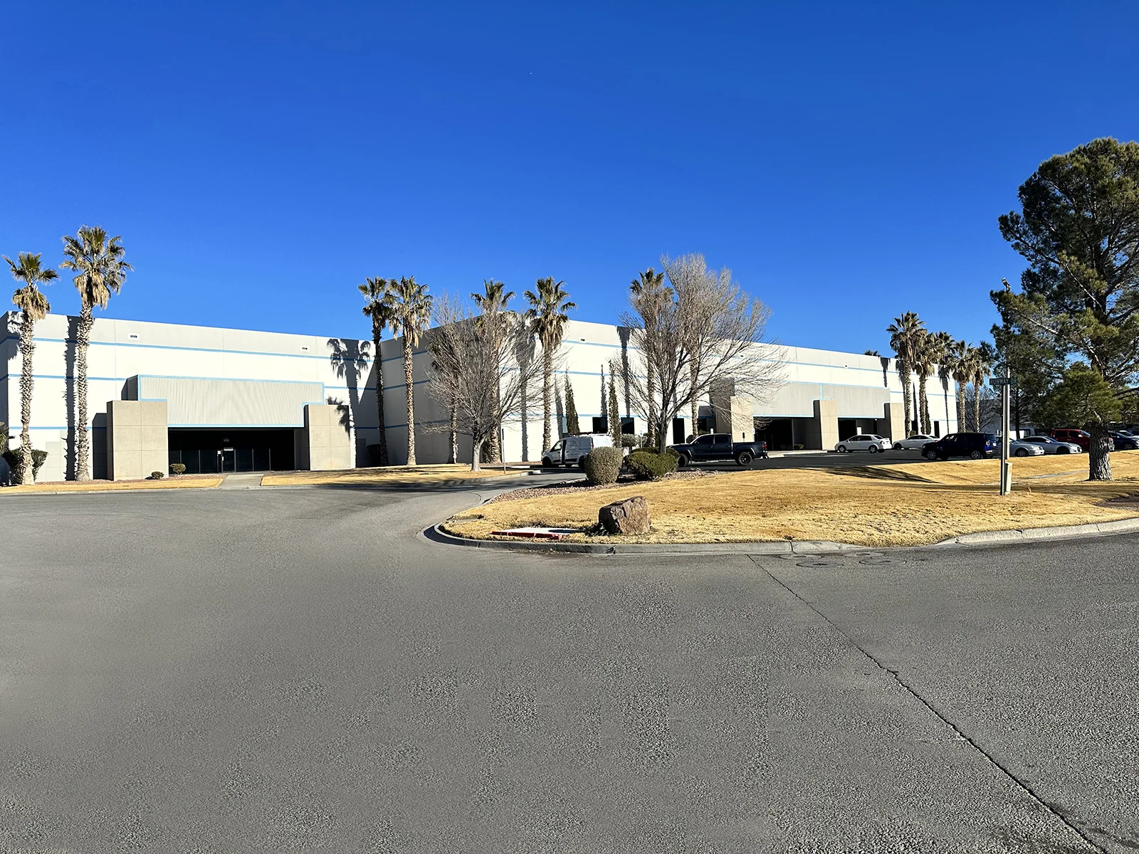 Industrial Warehouse Space — Lease in Santa Teresa, NM, photo 2 of 8