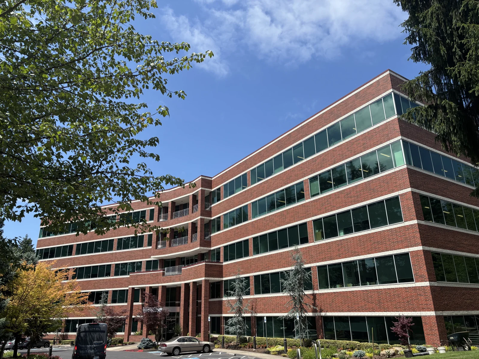 Office in Lake Oswego, OR — Lease in Lake Oswego, OR, photo 3 of 7