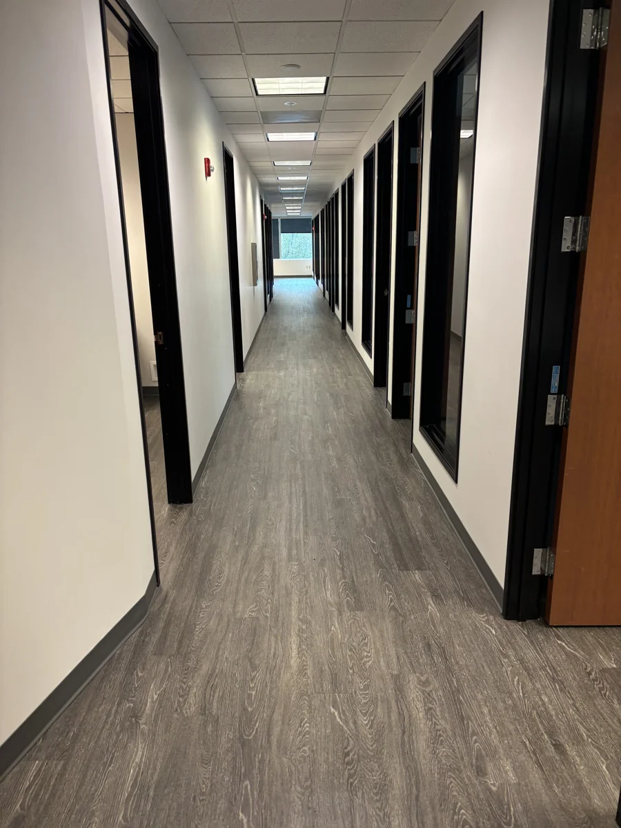 Office in Lake Oswego, OR — Lease in Lake Oswego, OR, photo 4 of 7