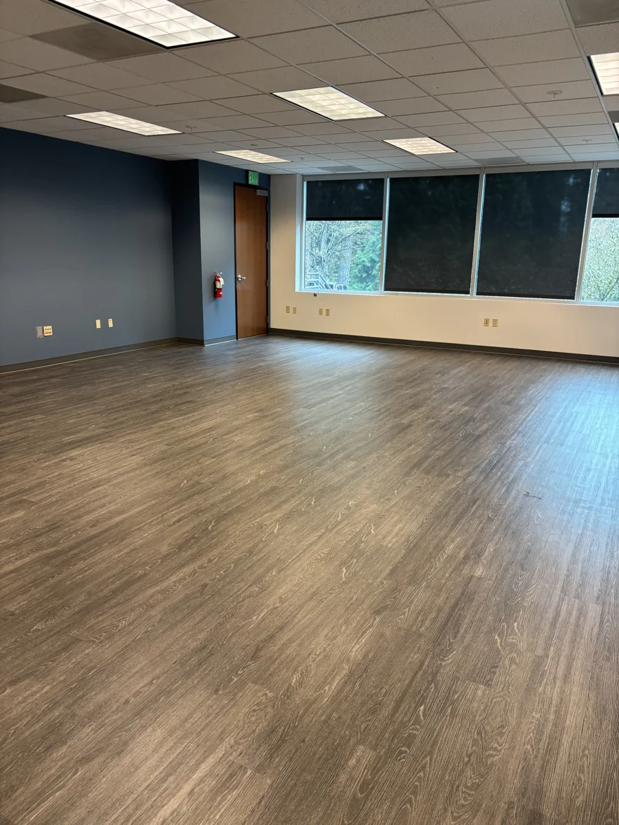 Office in Lake Oswego, OR — Lease in Lake Oswego, OR, photo 6 of 7