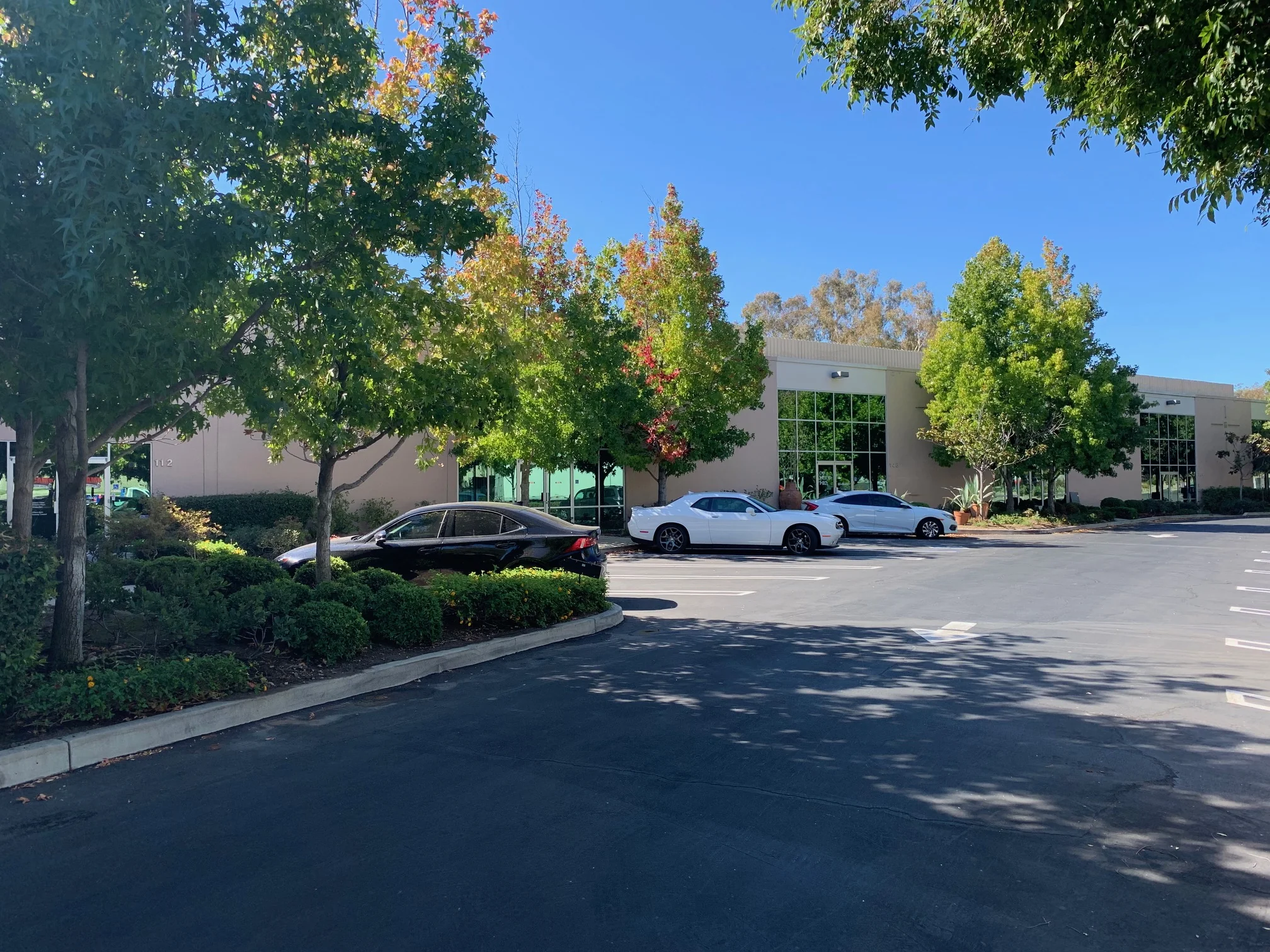 FlexIndustrial in Thousand Oaks, CA — Lease in Thousand Oaks, CA, photo 2 of 3
