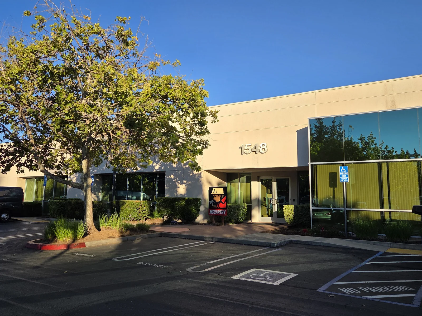 Eureka Corporate Plaza — Lease in Roseville, CA, photo 1 of 2
