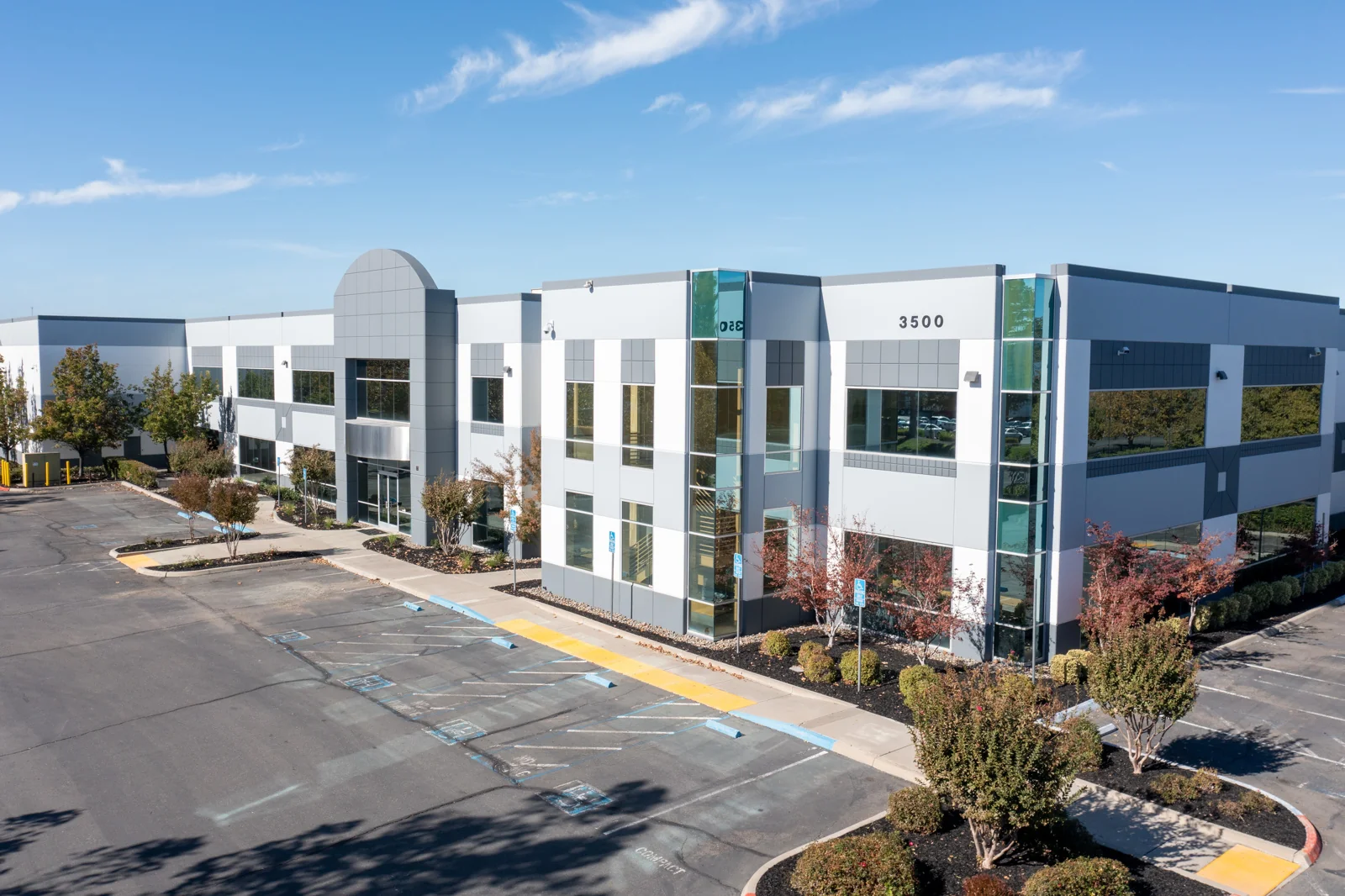 Industrial in West Sacramento, CA — Sale in West Sacramento, CA, photo 1 of 5