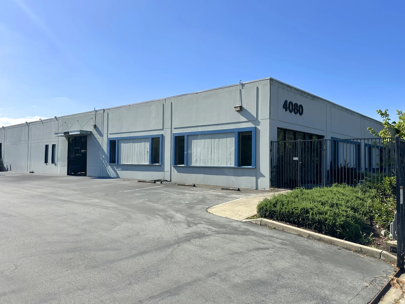 Industrial in Menlo Park, CA — Sale in Menlo Park, CA, photo 1 of 4