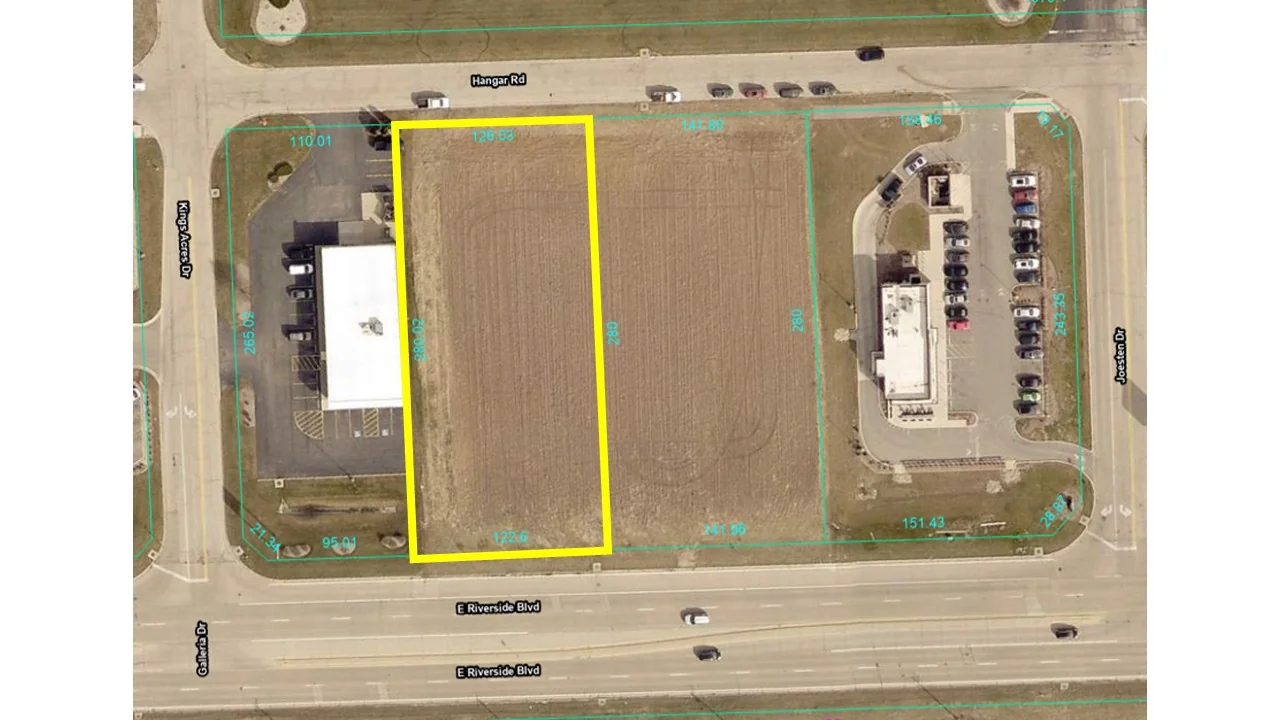 7270 E. Riverside Blvd. — Sale in Loves Park, IL, photo 1 of 1