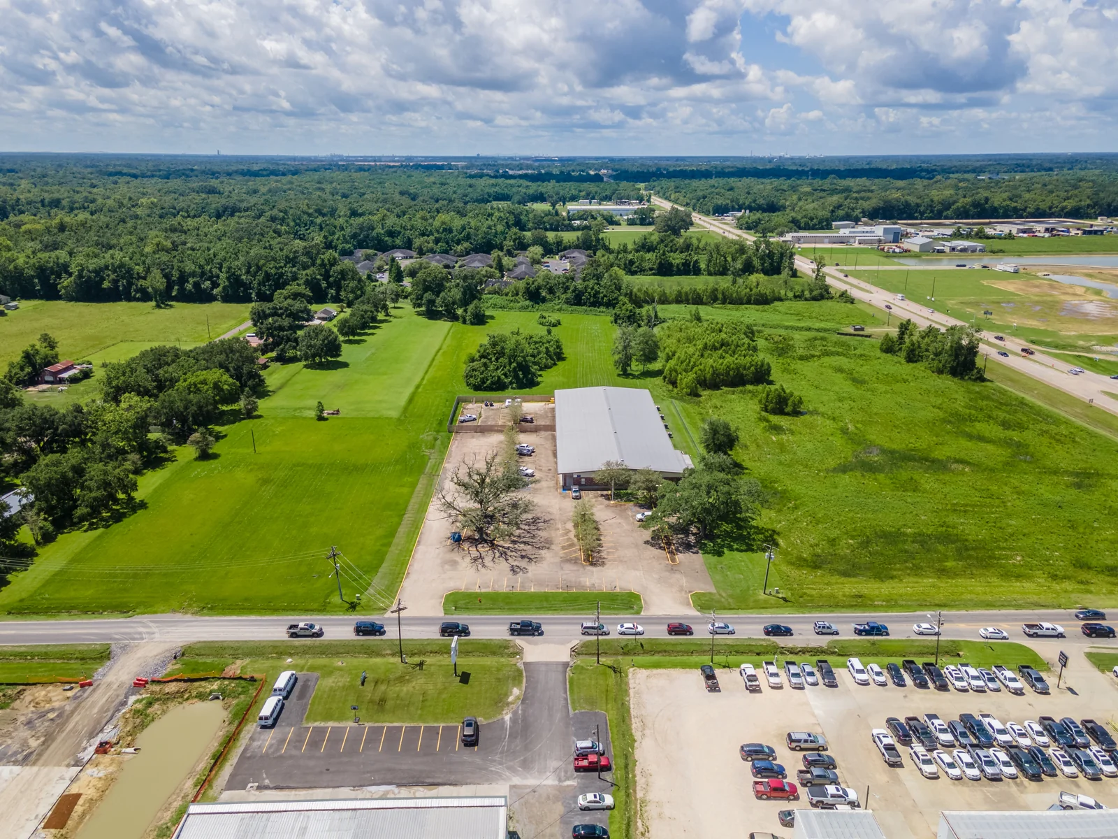 ± 5.03 Acres of Vacant Land for Sale — Sale in Gonzales, LA, photo 3 of 7