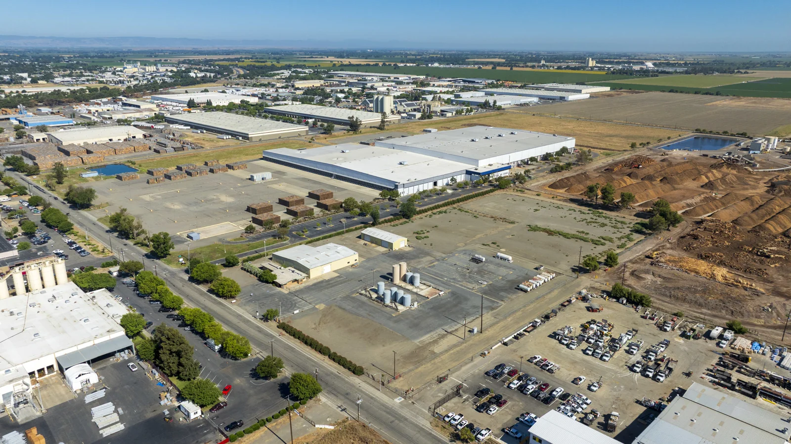 Industrial in Woodland, CA — Sale in Woodland, CA, photo 1 of 6