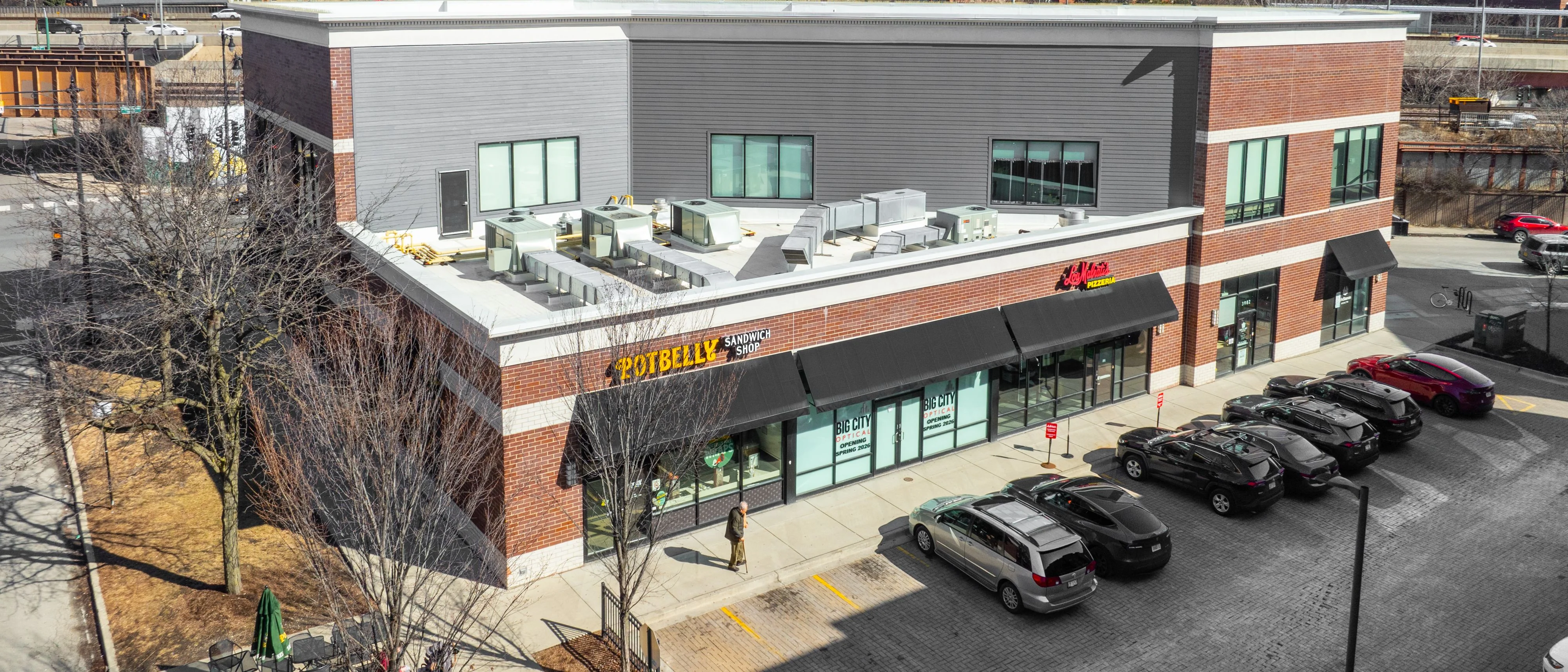 Centrum Old Irving — Sale in Chicago, IL, photo 4 of 8