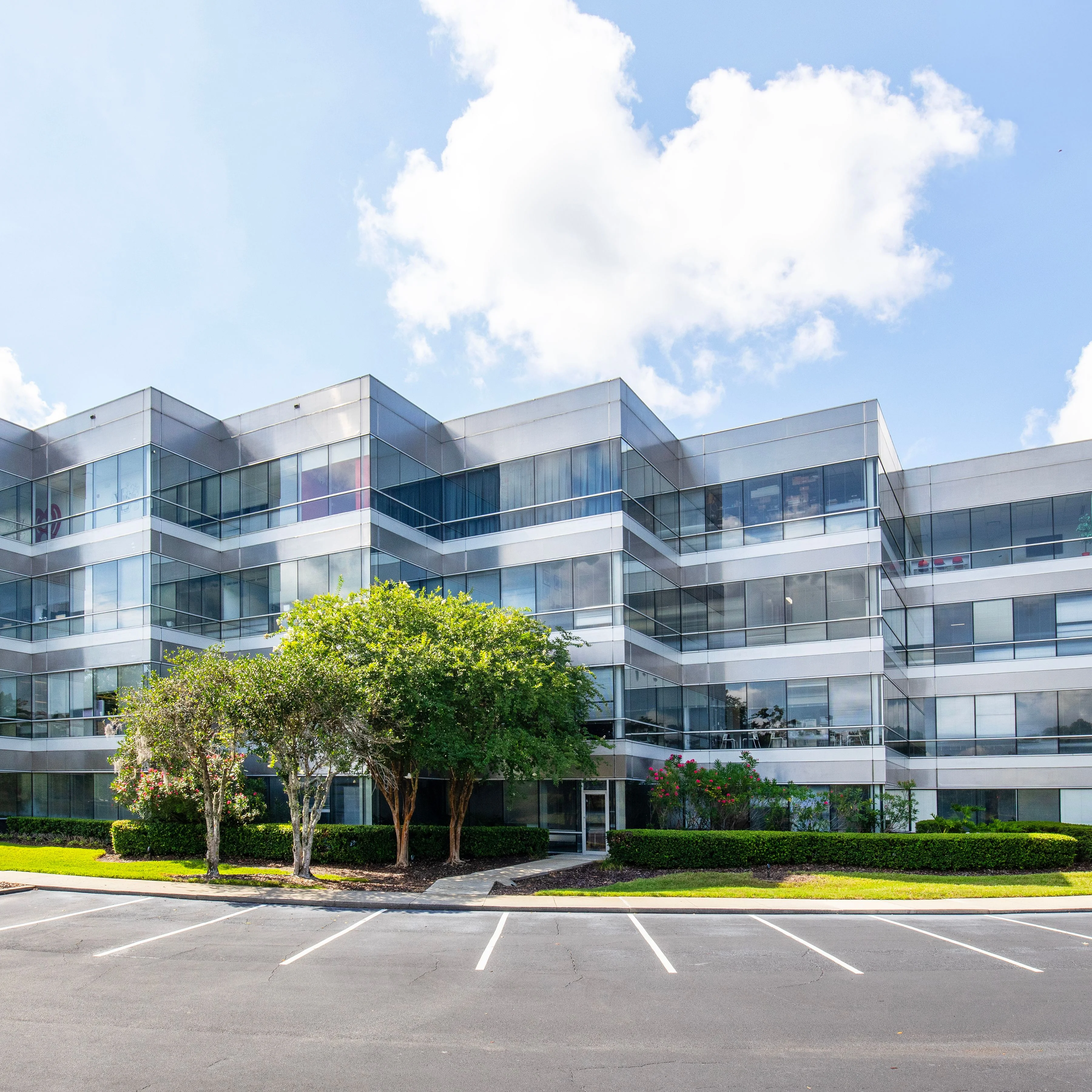 Maitland Forum and Park Center — Sale in Maitland, FL, photo 3 of 8