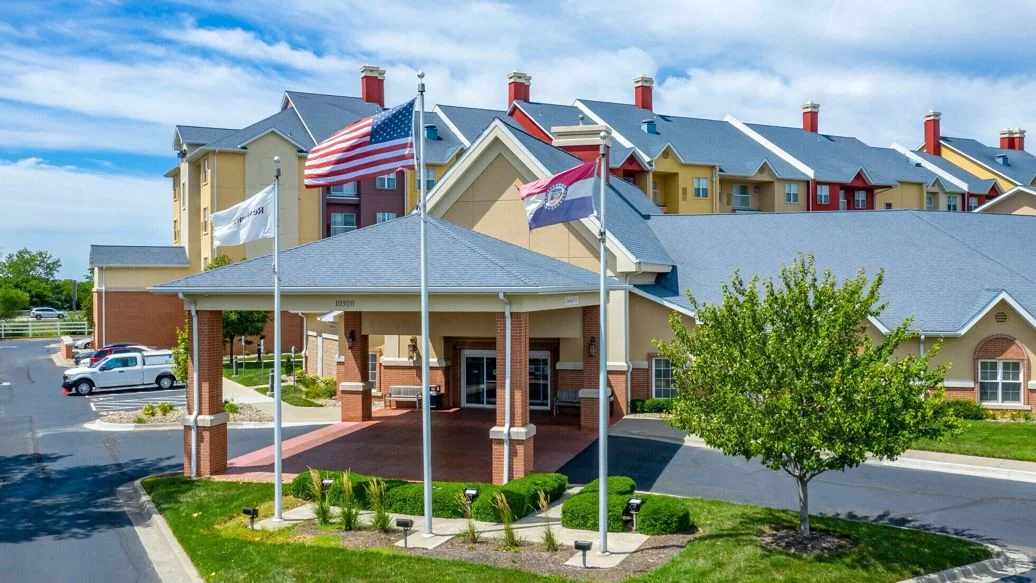 Residence Inn Kansas City Airport — Sale in Kansas City, MO, photo 1 of 8