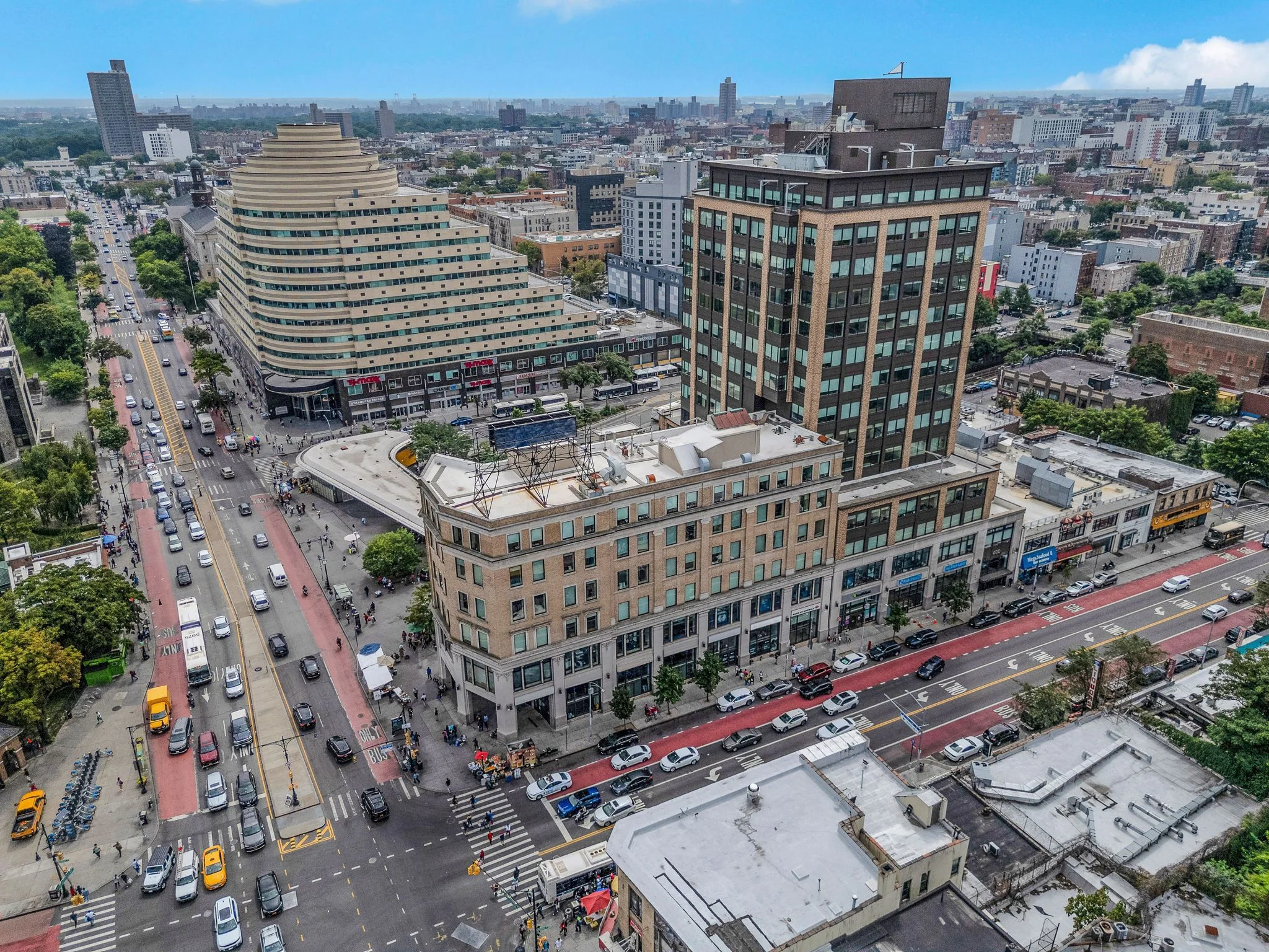 Fordham Place — Sale in Bronx, NY, photo 2 of 8