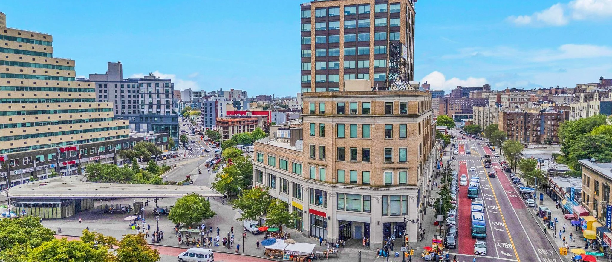 Fordham Place — Sale in Bronx, NY, photo 4 of 8
