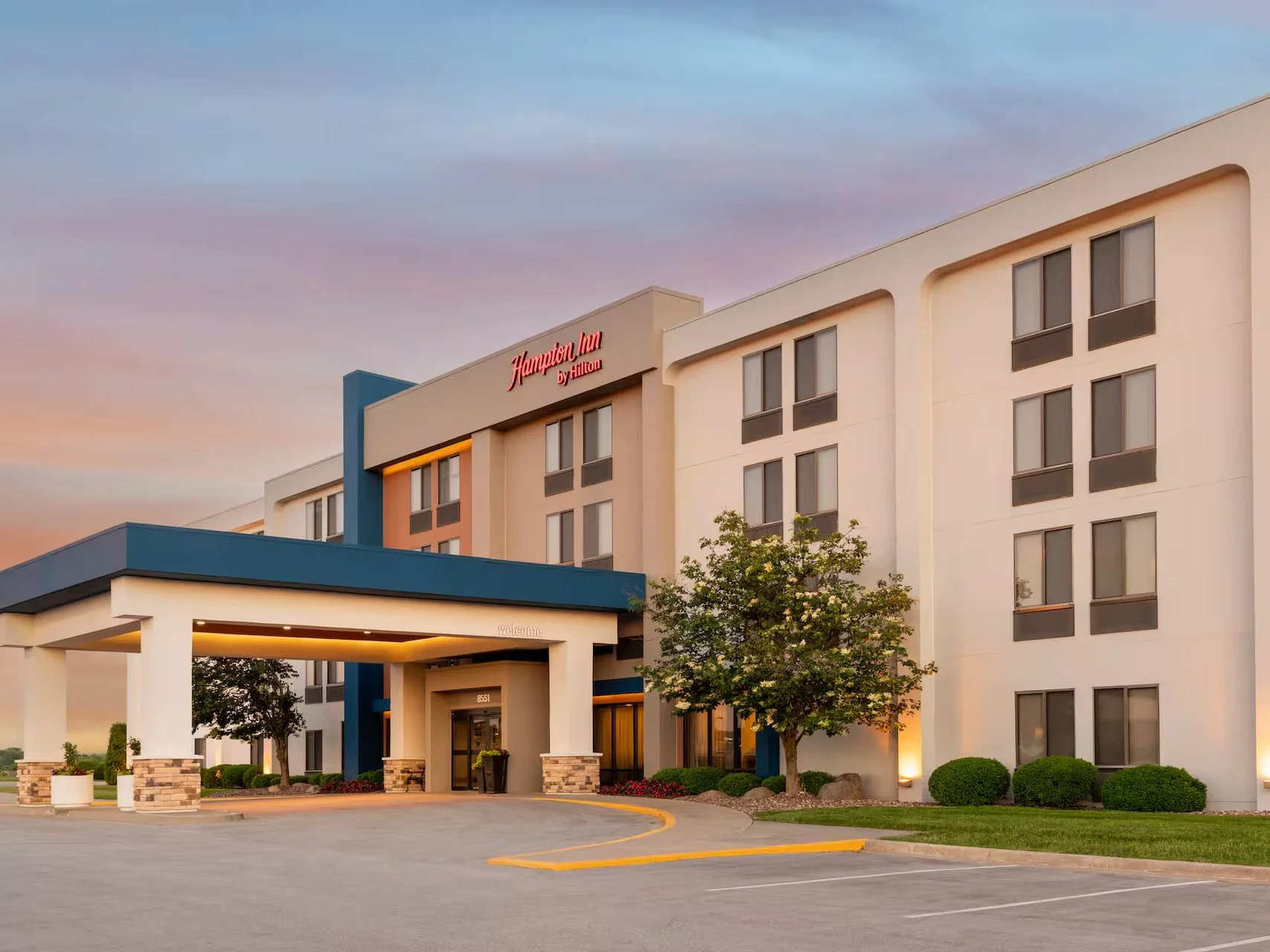 Hampton Inn Kansas City-Liberty — Sale in Kansas City, MO, photo 2 of 8