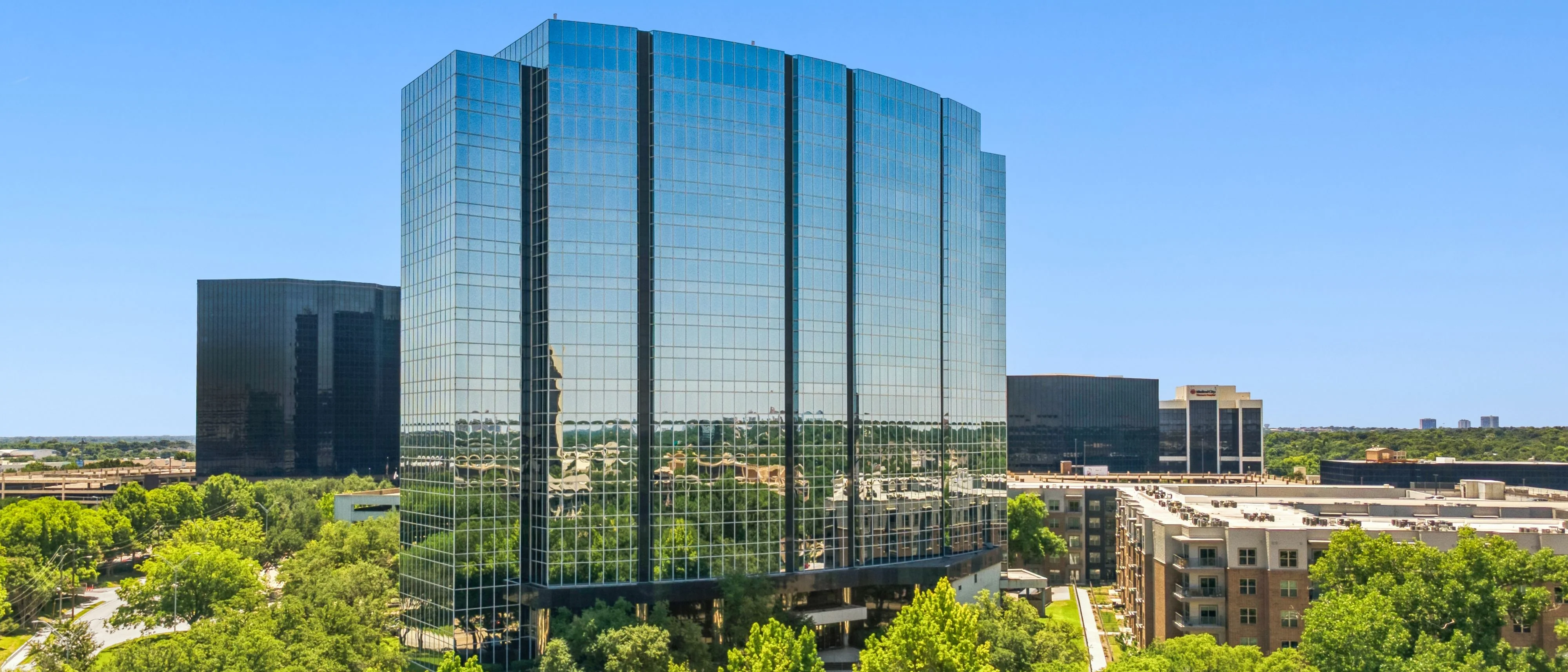 Lakeside Square — Sale in Dallas, TX, photo 3 of 8