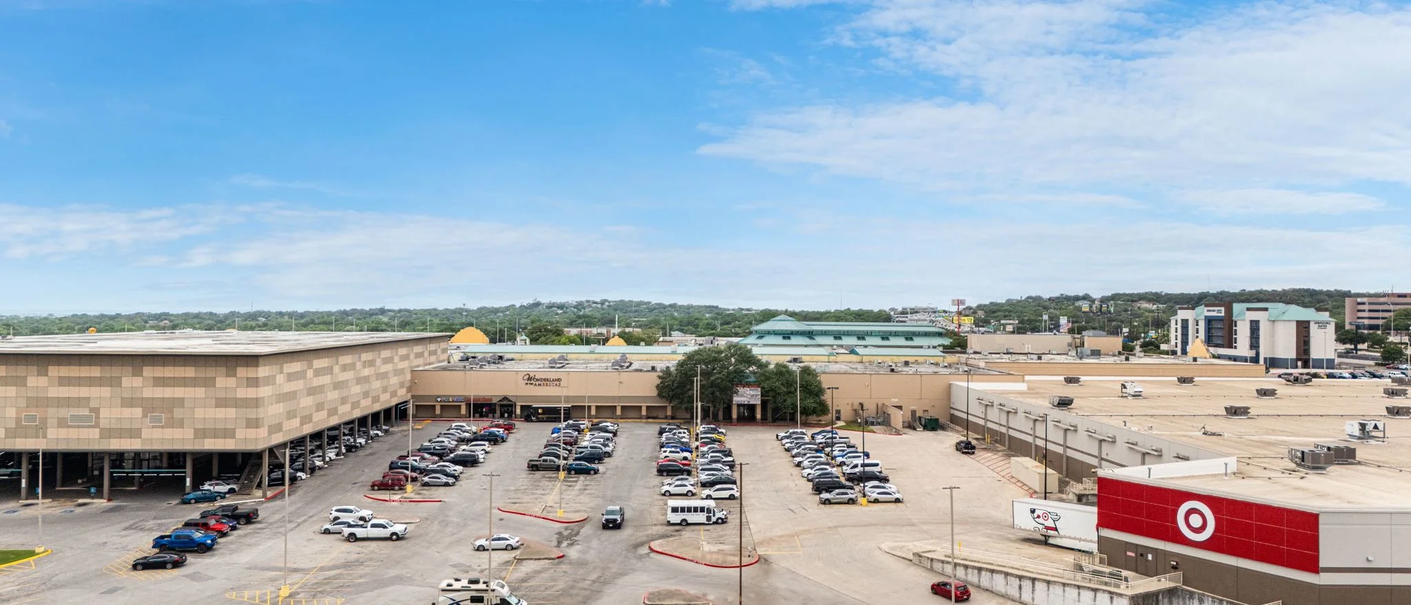 Wonderland of the Americas — Sale in San Antonio, TX, photo 8 of 8