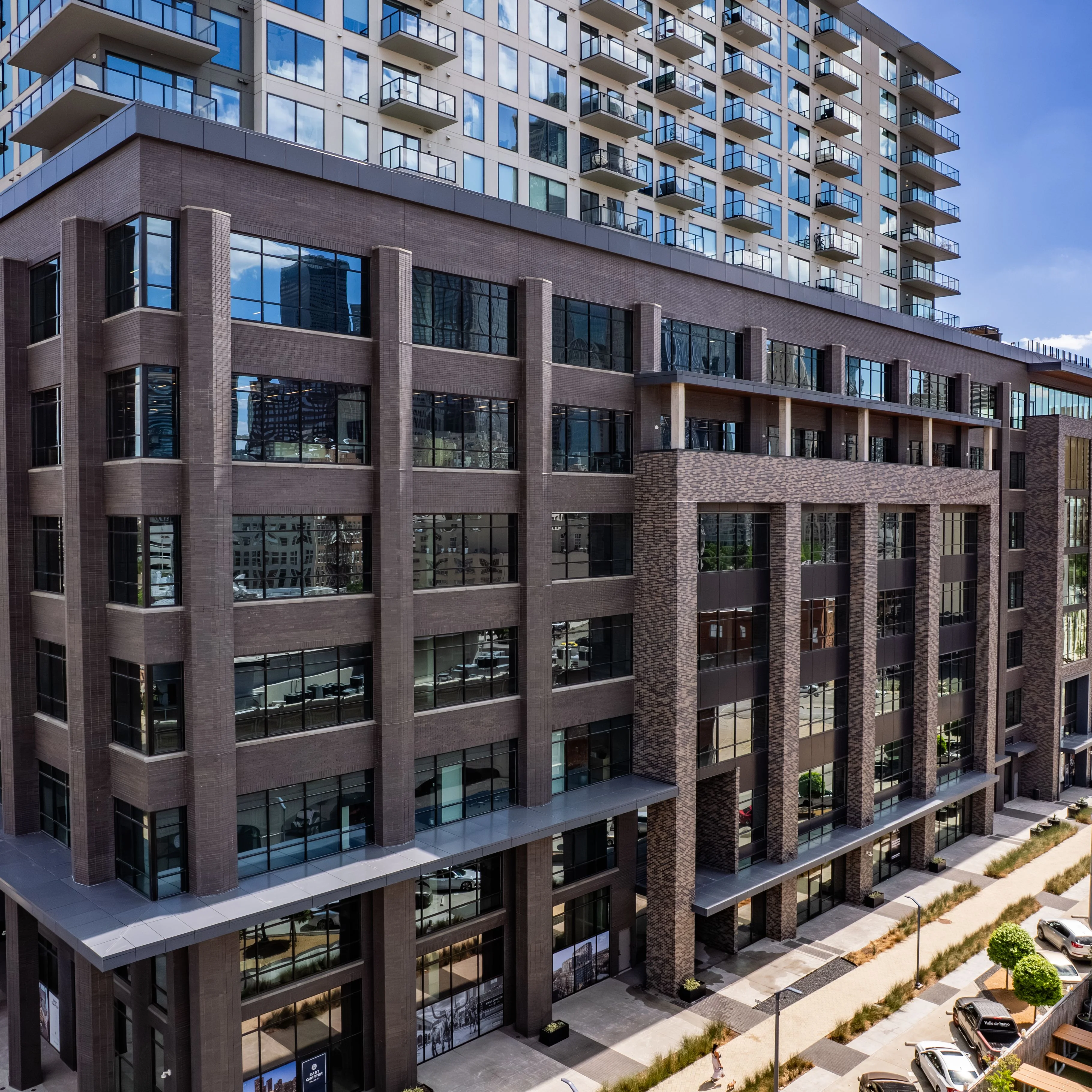 East Quarter Residences - Multifamily | 300 Pearl -… — Sale in Dallas, TX, photo 5 of 8