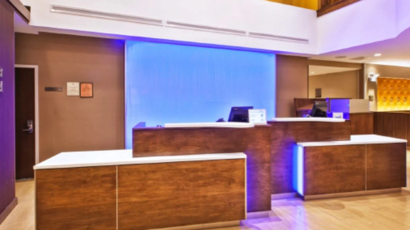 Fairfield Inn & Days Inn Plattsburgh, NY — Sale in Plattsburgh, NY, photo 8 of 8