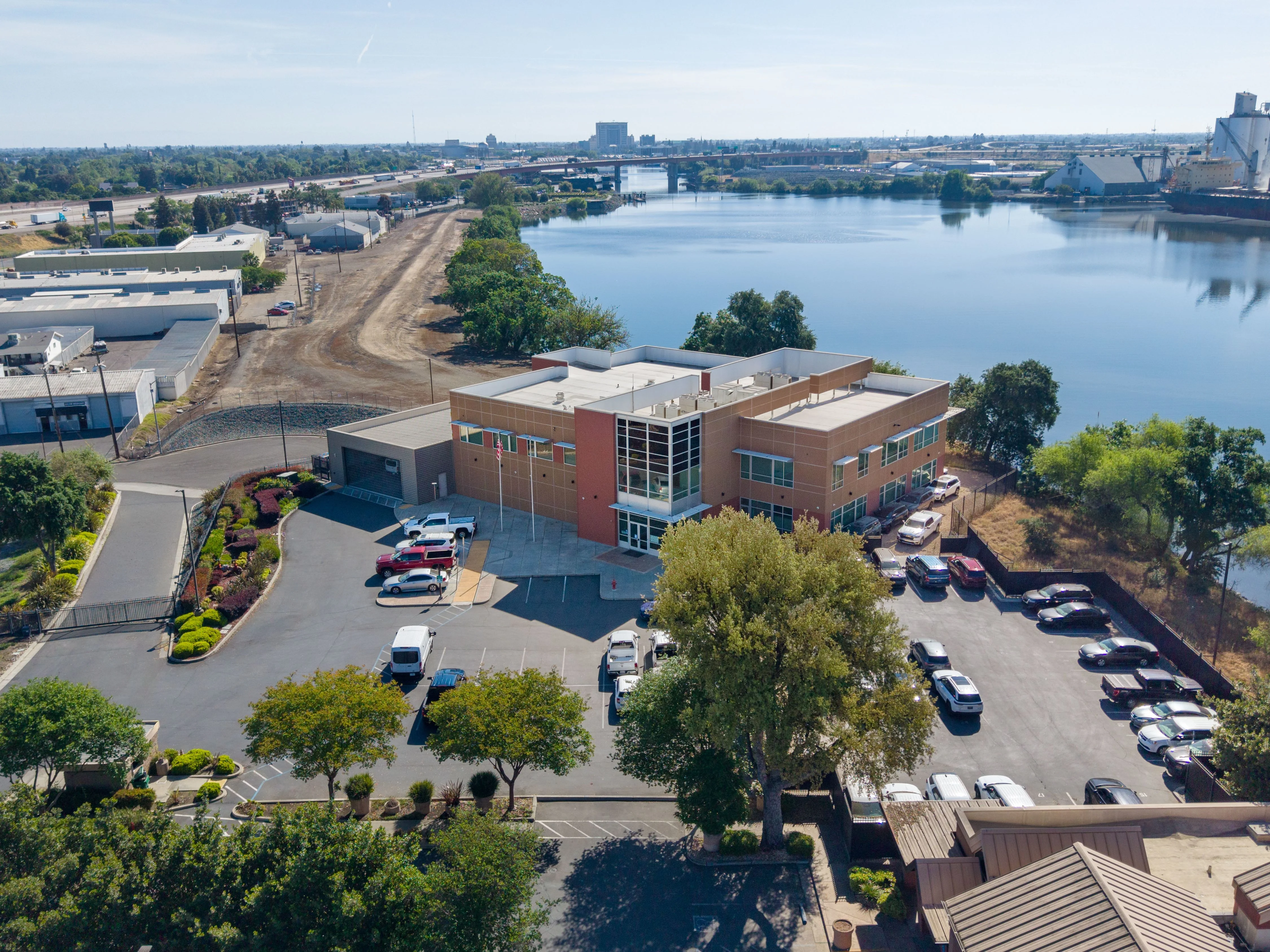 U.S. Immigration and Customs Enforcement (ICE)… — Sale in Stockton, CA, photo 2 of 8