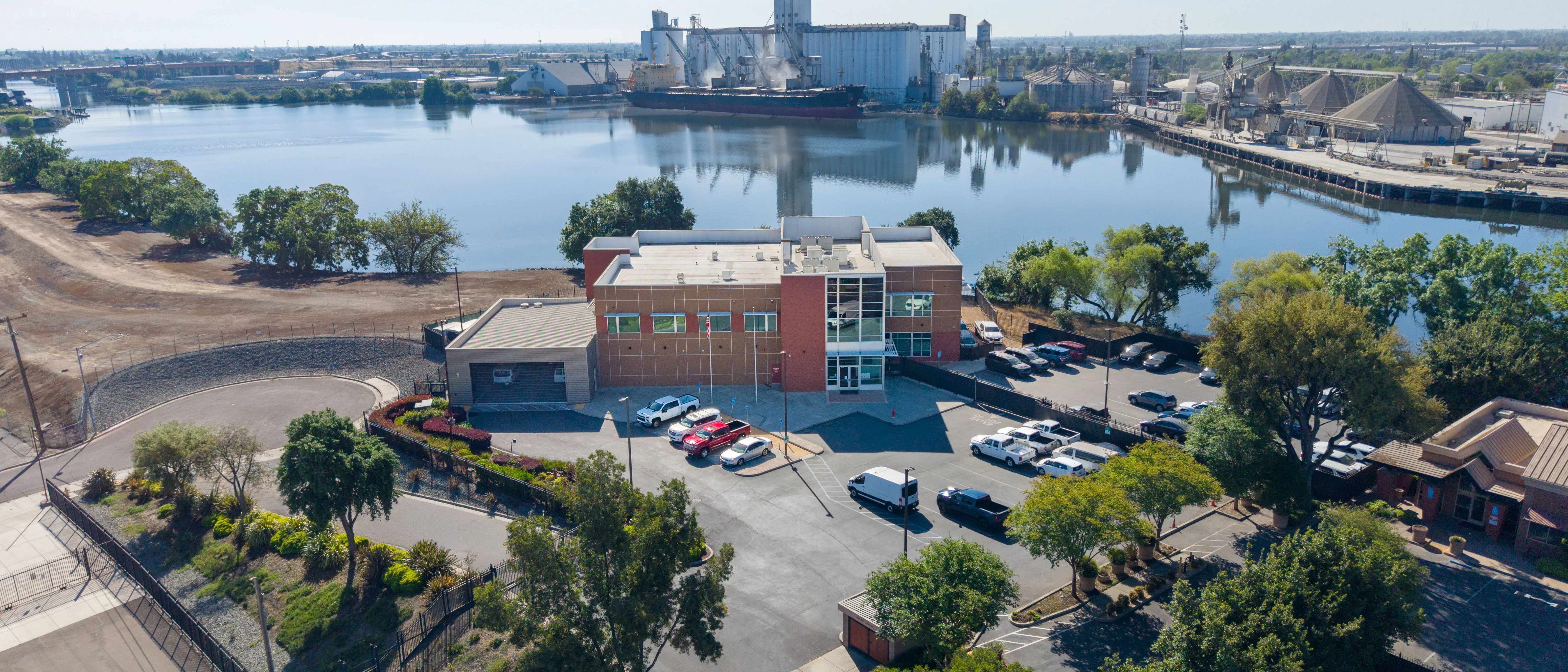 U.S. Immigration and Customs Enforcement (ICE)… — Sale in Stockton, CA, photo 4 of 8