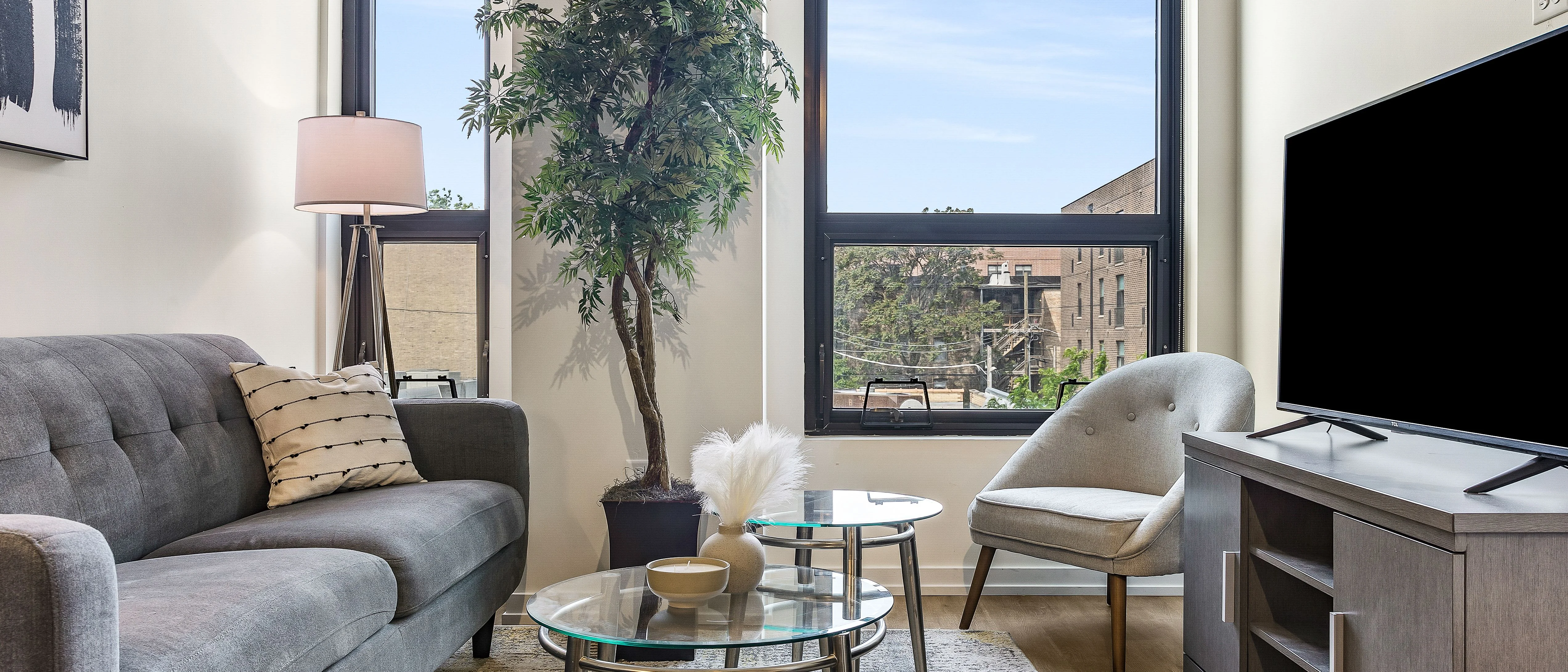 The Medallion Lakeview — Sale in Chicago, IL, photo 8 of 8