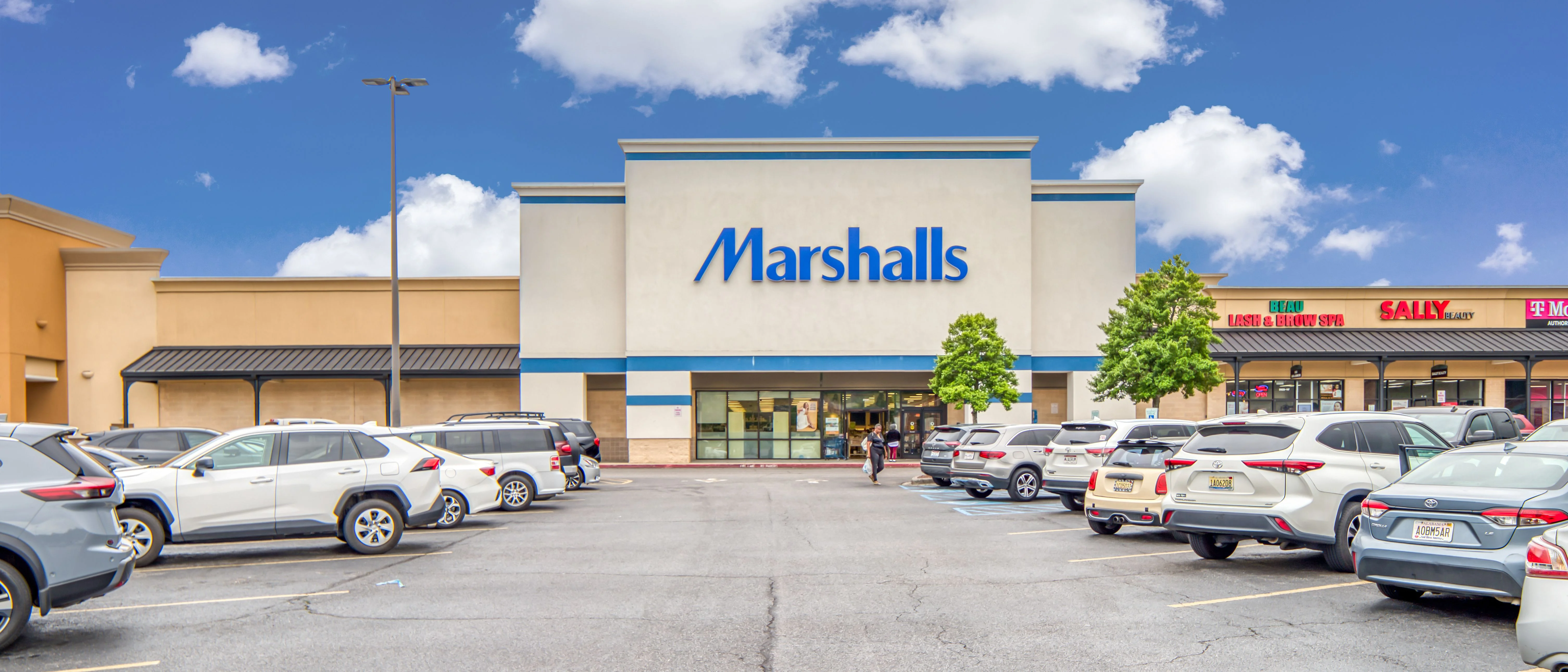 Trussville Promenade — Sale in Birmingham, AL, photo 2 of 8