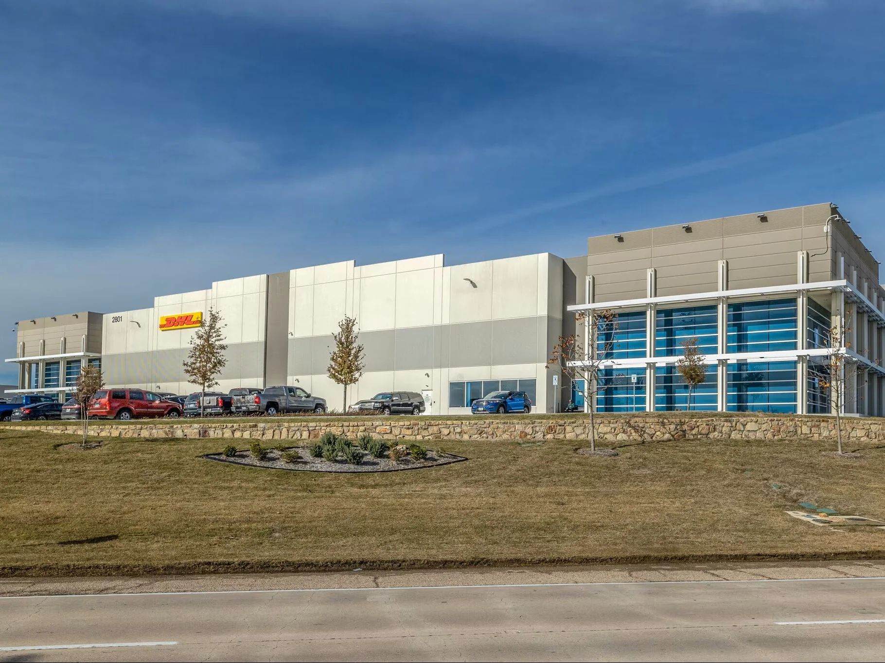 DFW Commerce Center Building 4 — Sale in Irving, TX, photo 2 of 7
