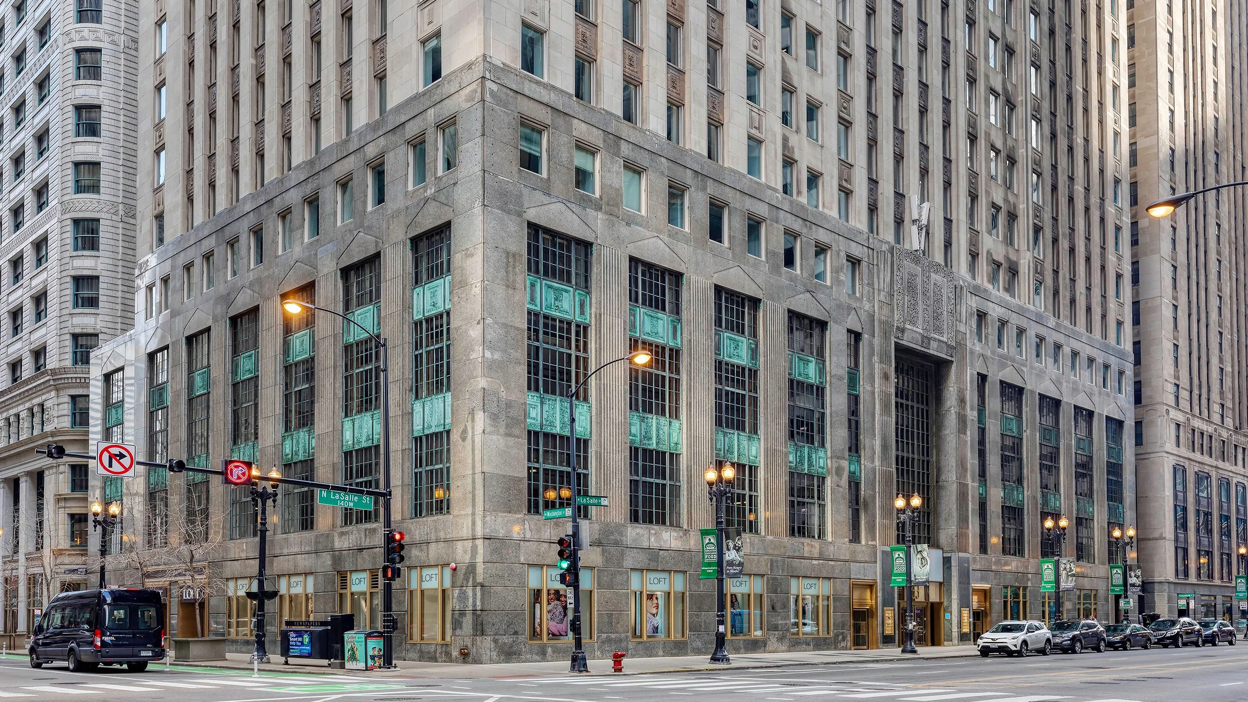 33 N LaSalle — Sale in Chicago, IL, photo 1 of 8