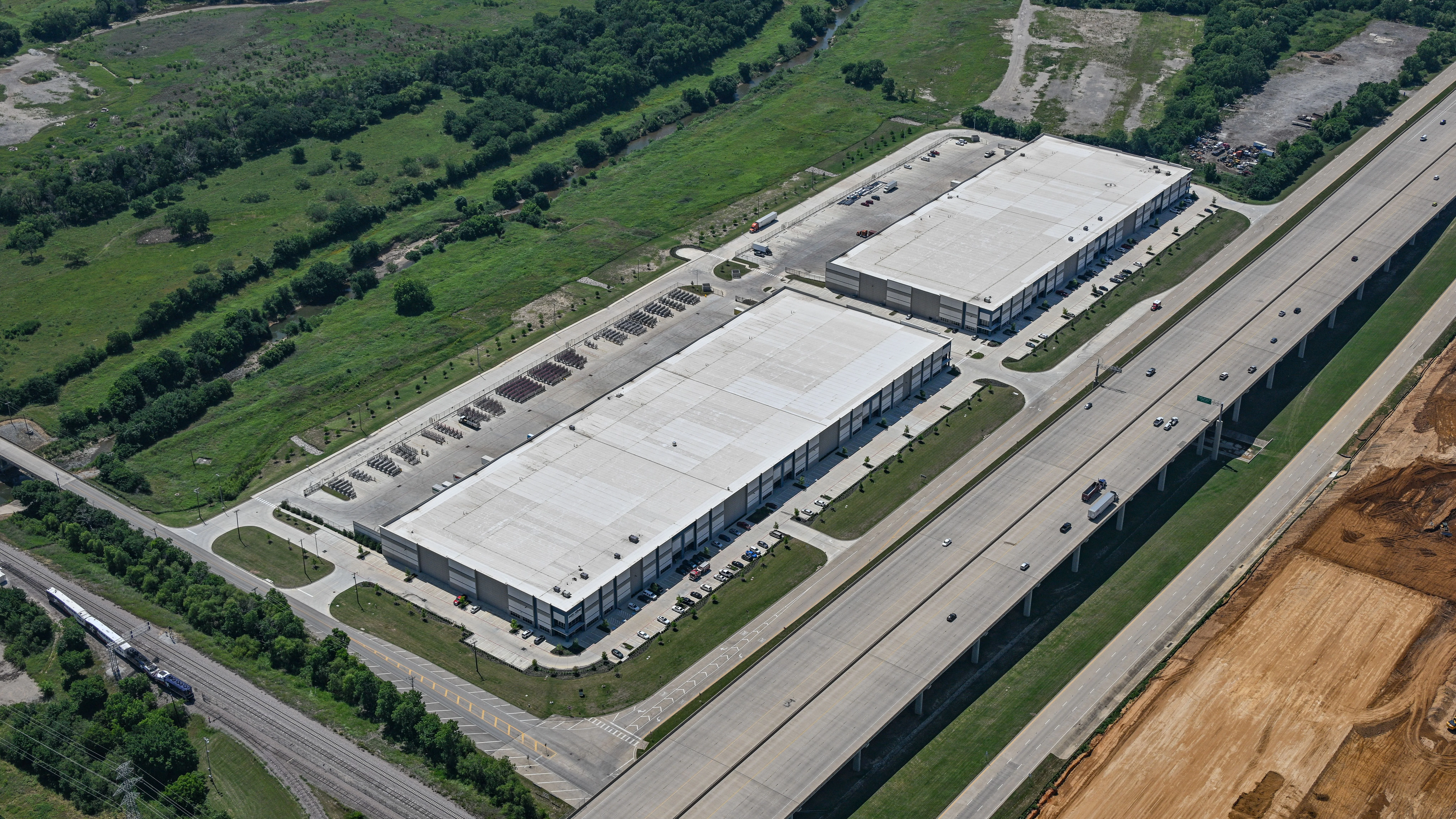 GSW Commerce Center @ 161 — Sale in Grand Prairie, TX, photo 1 of 8