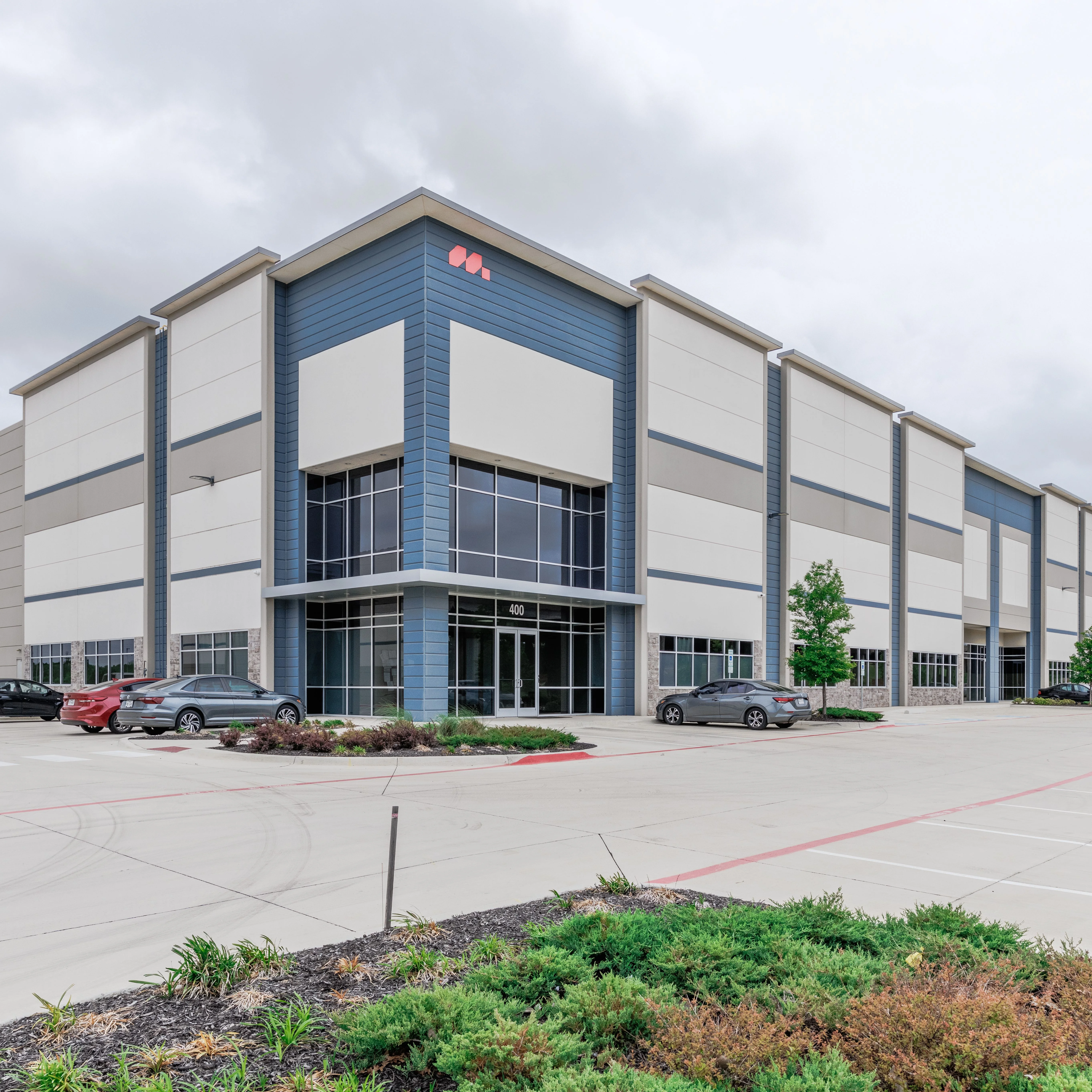 GSW Commerce Center @ 161 — Sale in Grand Prairie, TX, photo 3 of 8