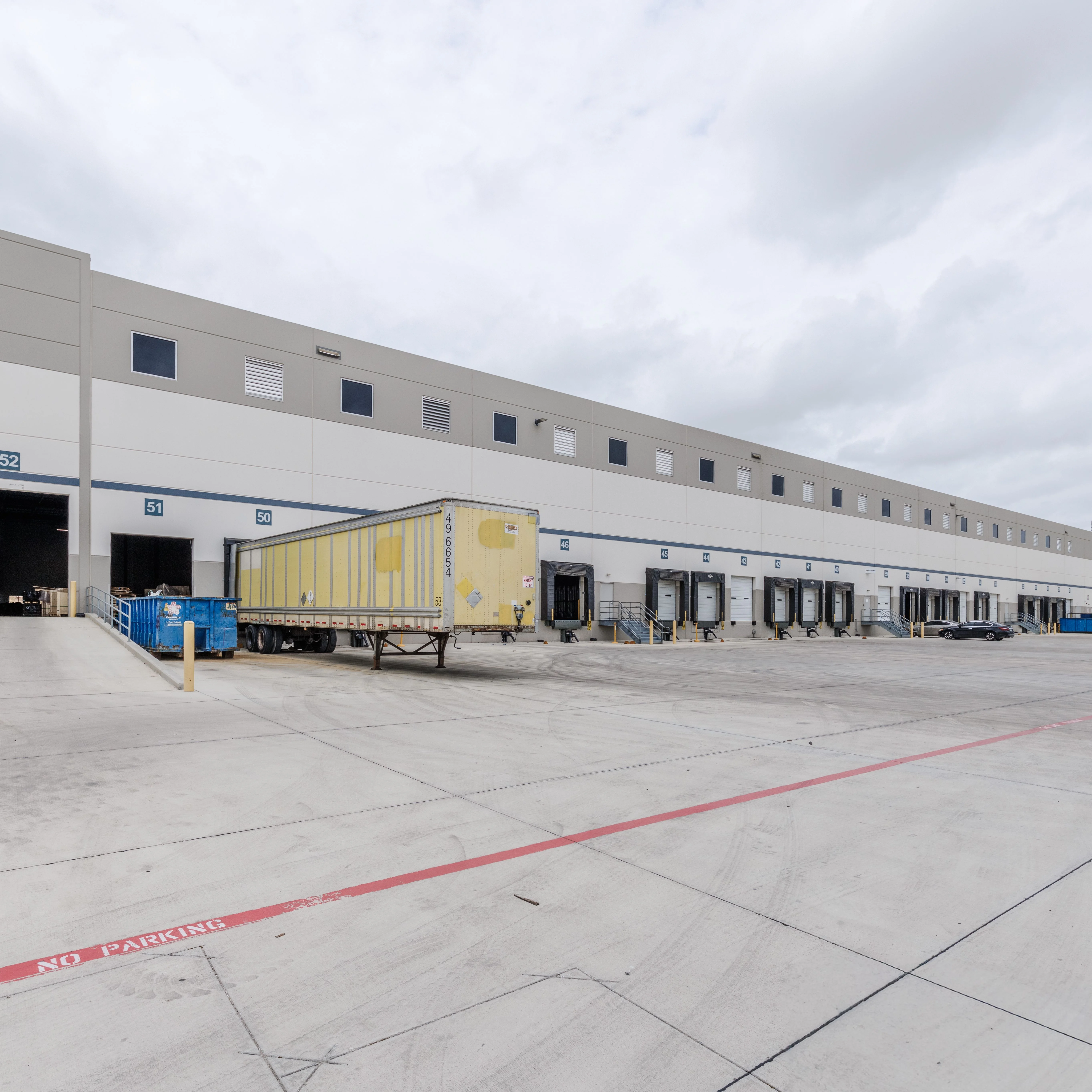 GSW Commerce Center @ 161 — Sale in Grand Prairie, TX, photo 4 of 8