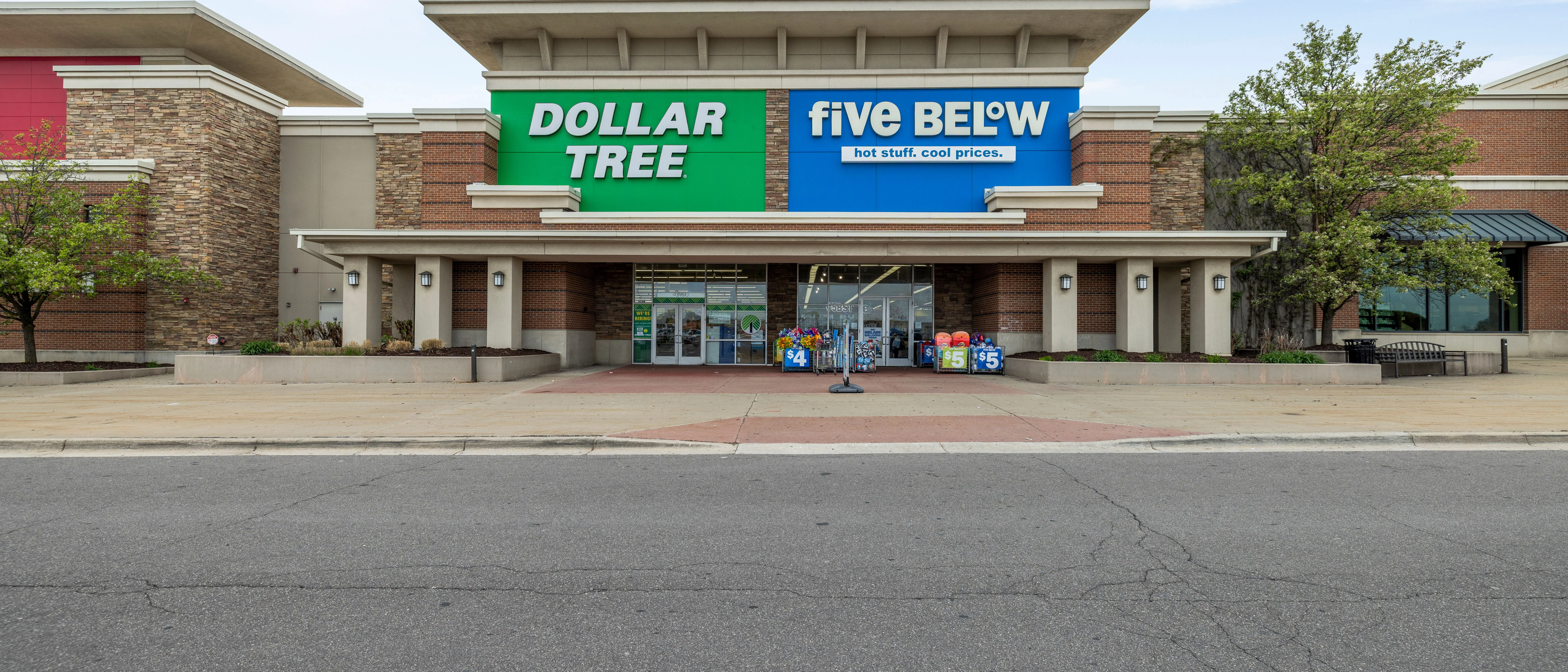 Fairlane Green — Sale in Allen Park, MI, photo 4 of 8