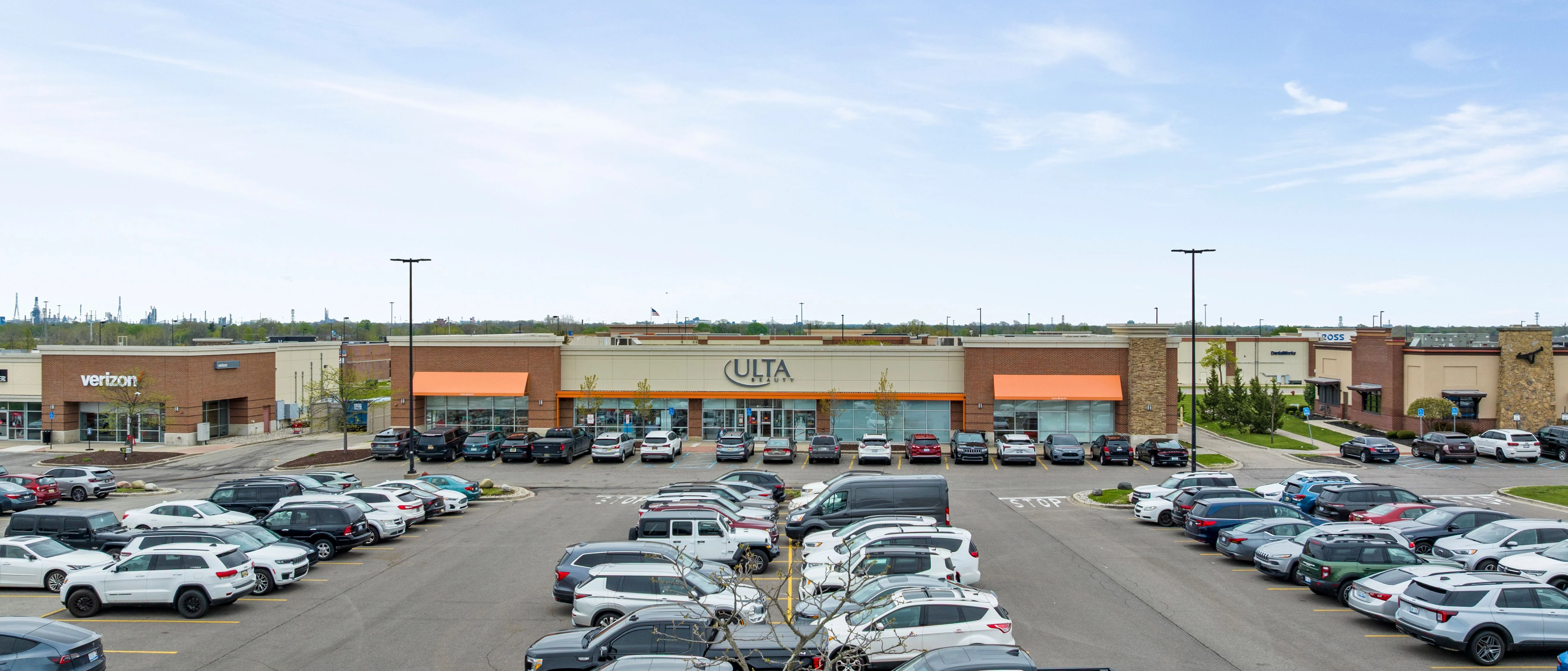 Fairlane Green — Sale in Allen Park, MI, photo 7 of 8