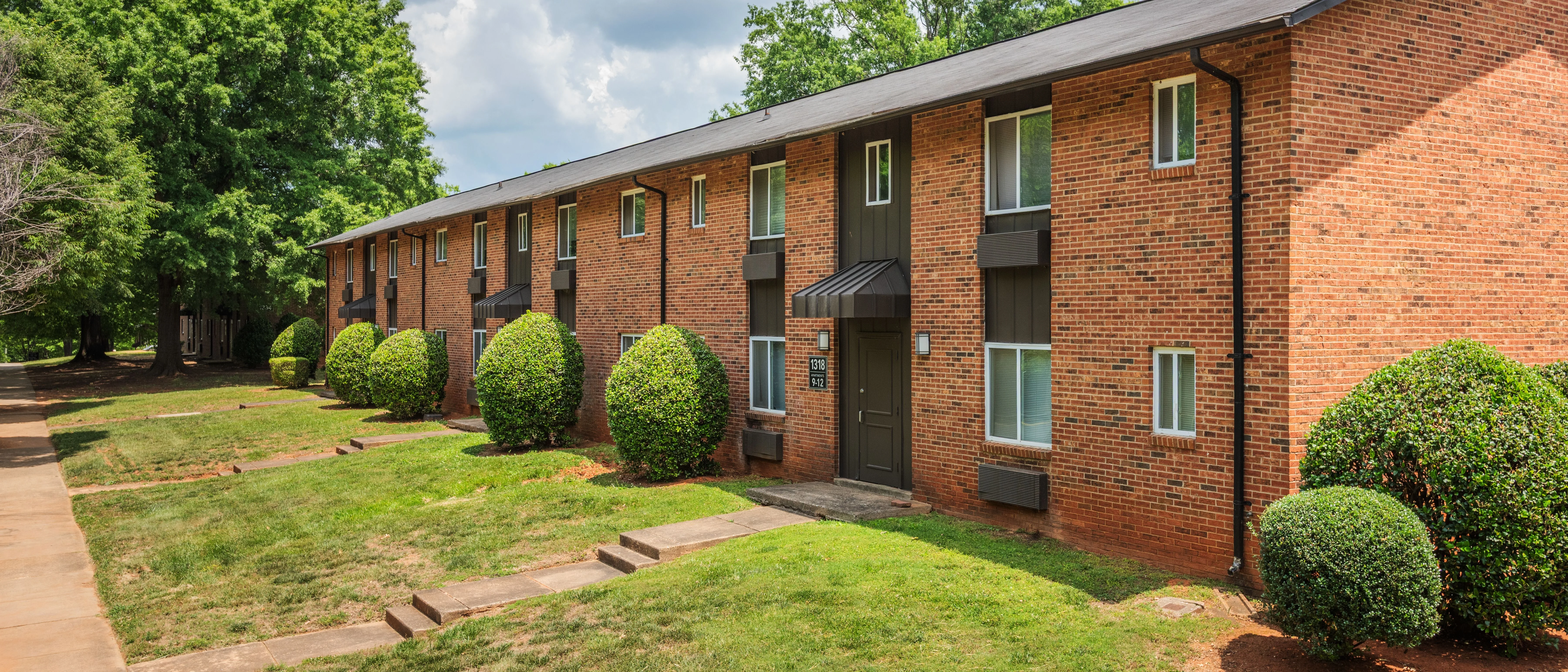 LOSO Living — Sale in Charlotte, NC, photo 6 of 8
